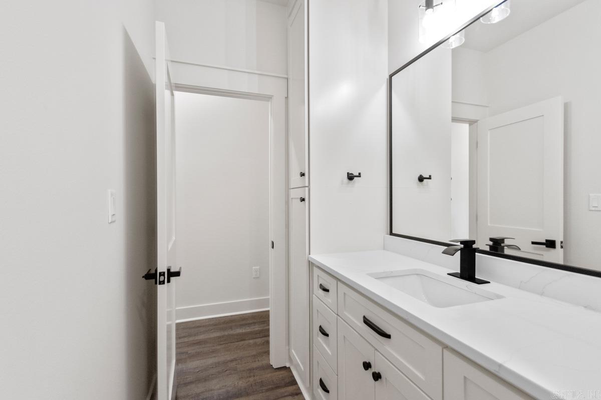 602 Corondelet Property Photo 36