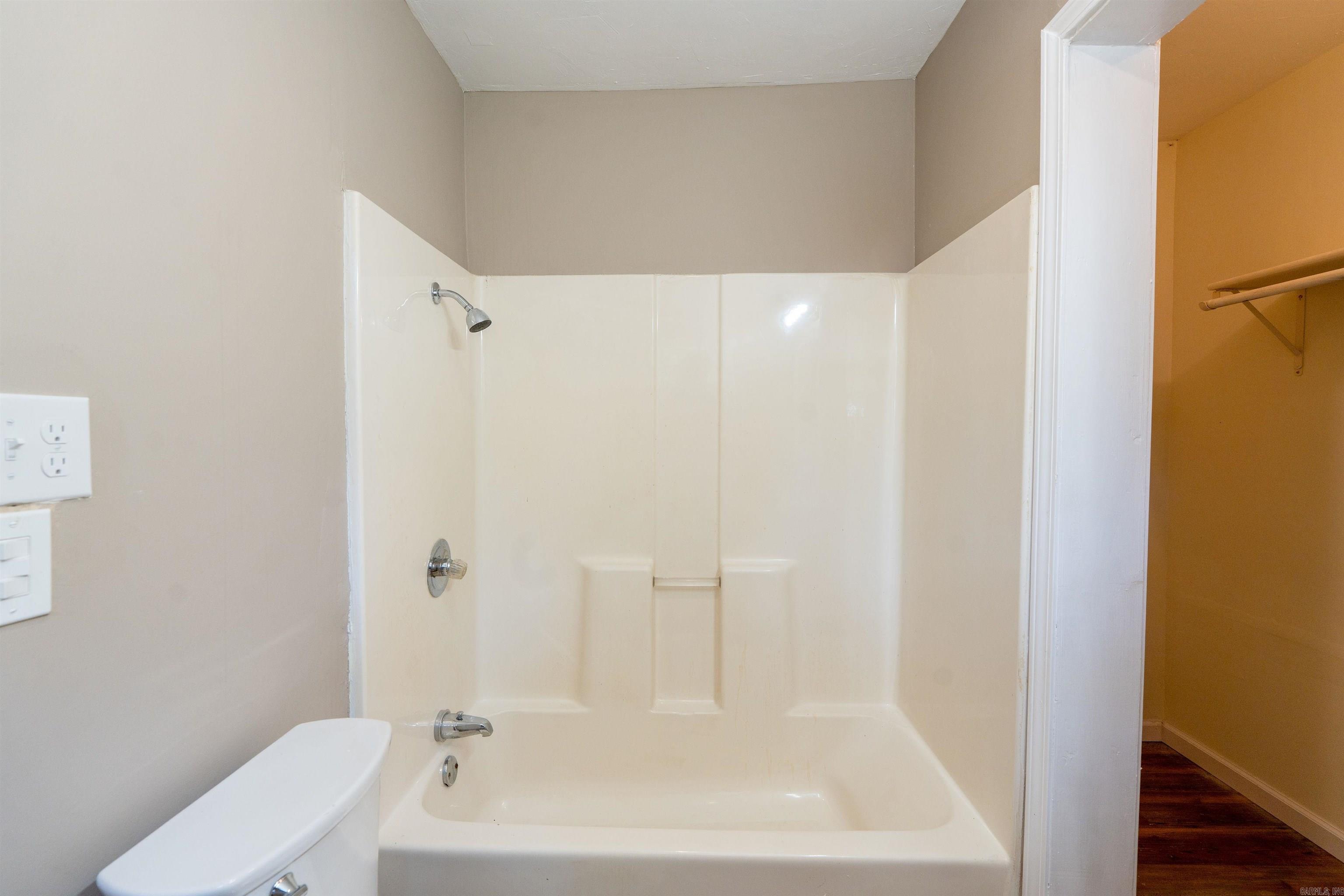 408 N 15th Street Property Photo 4