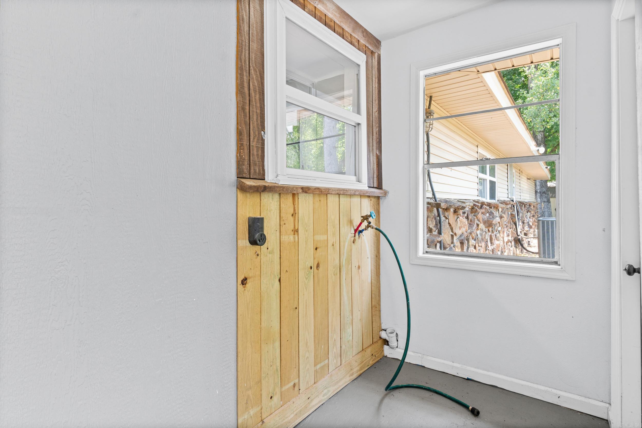 2923 Graham Road Property Photo 19