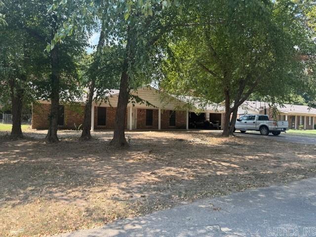 105 Winfield Lane Property Photo 1