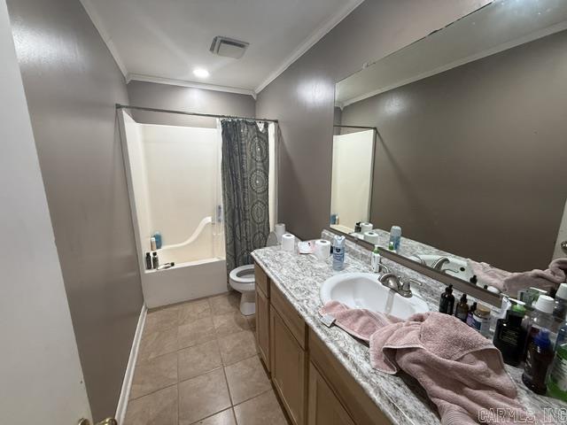 105 Winfield Lane Property Photo 5