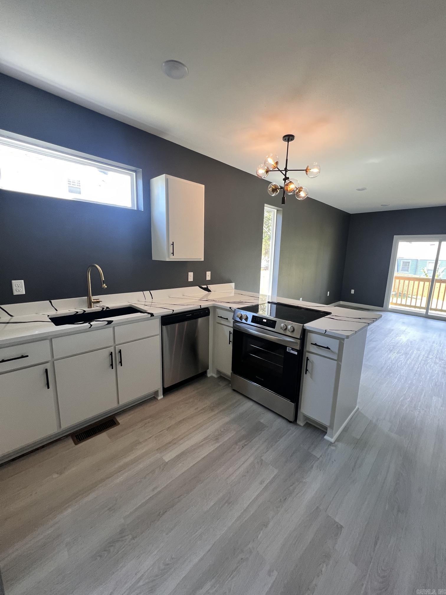 1516 S Ringo Street Property Photo 4