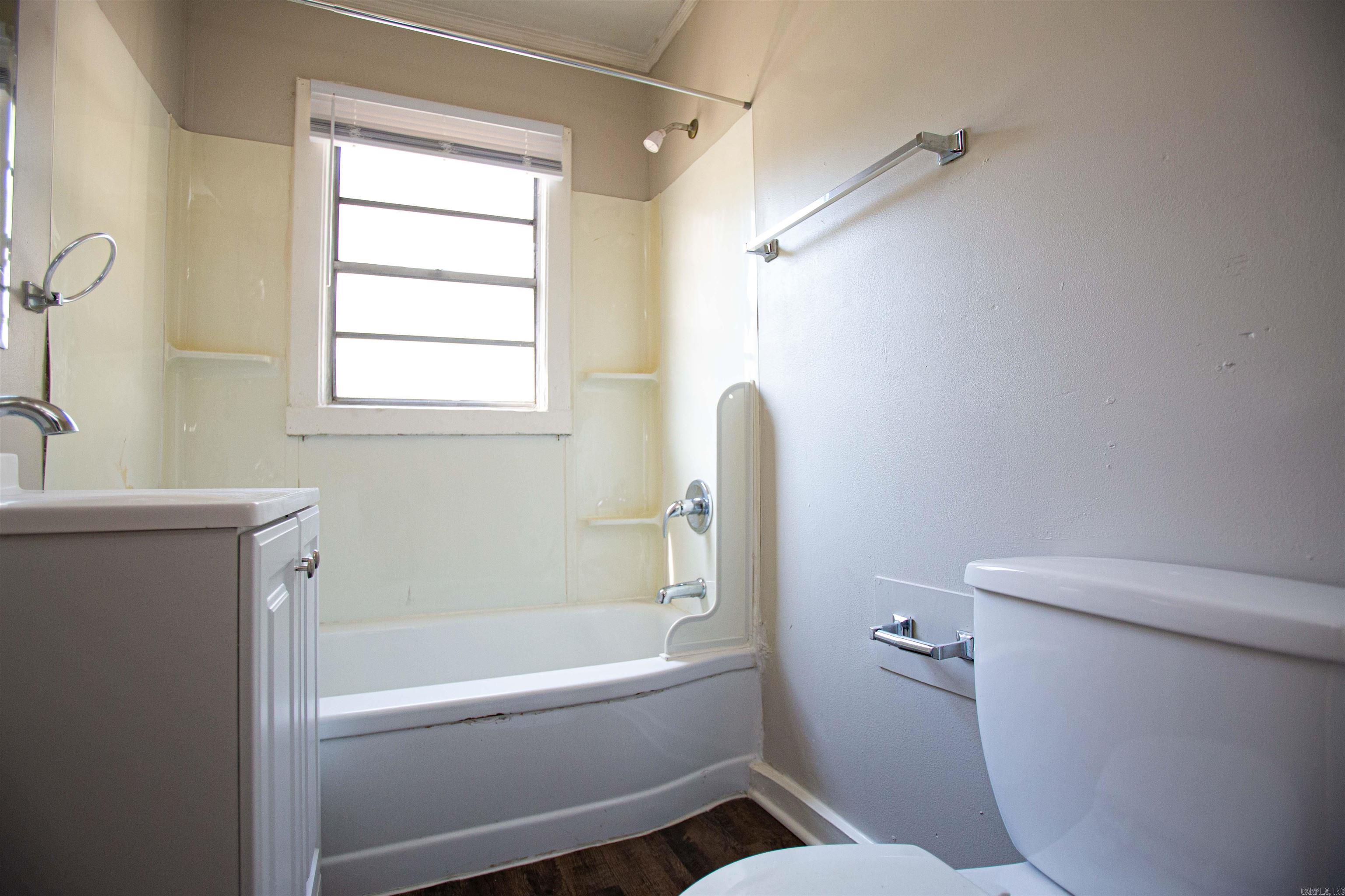 4821 Rogers Street Property Photo 3