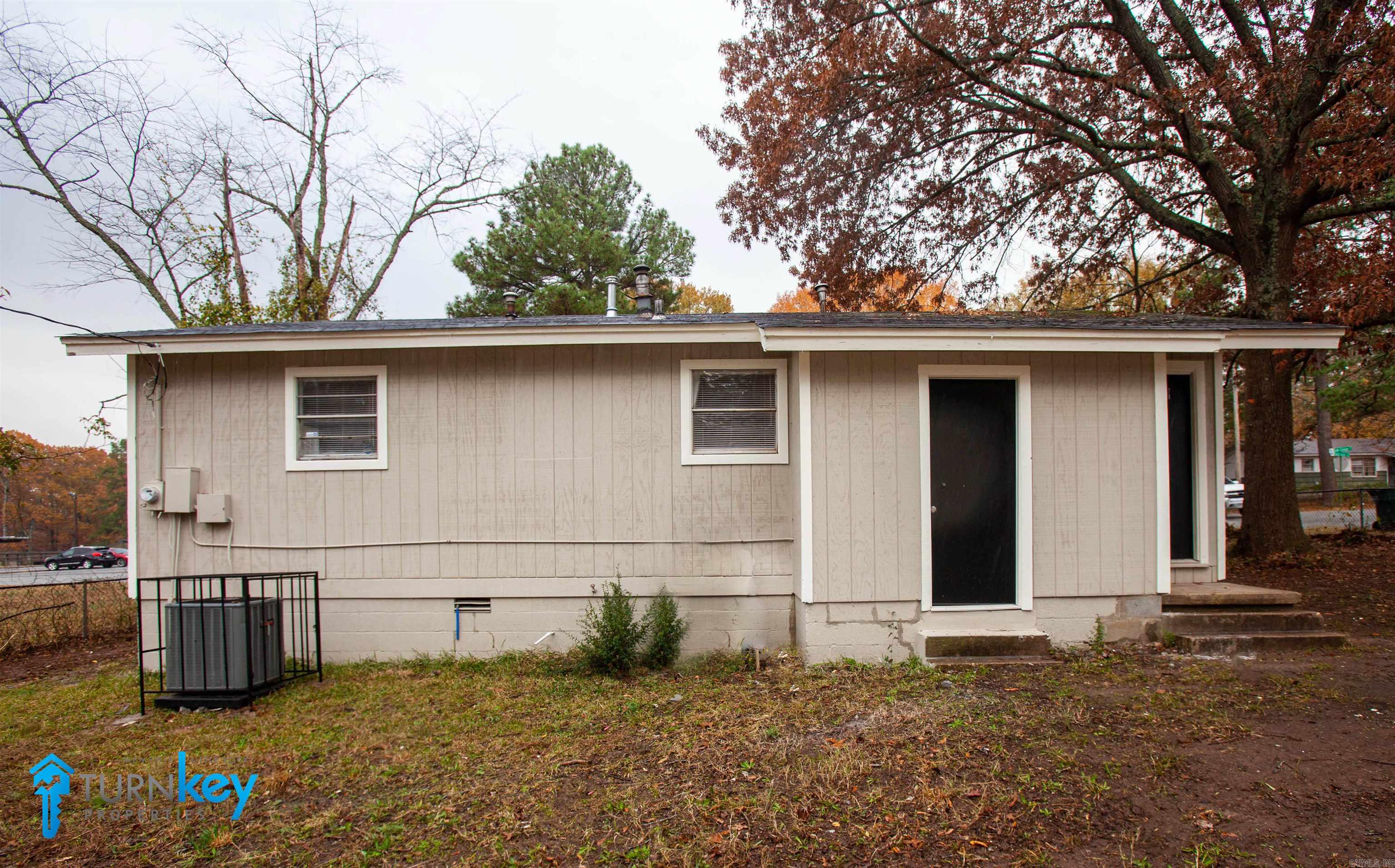 7124 Twin Oaks Property Photo 5