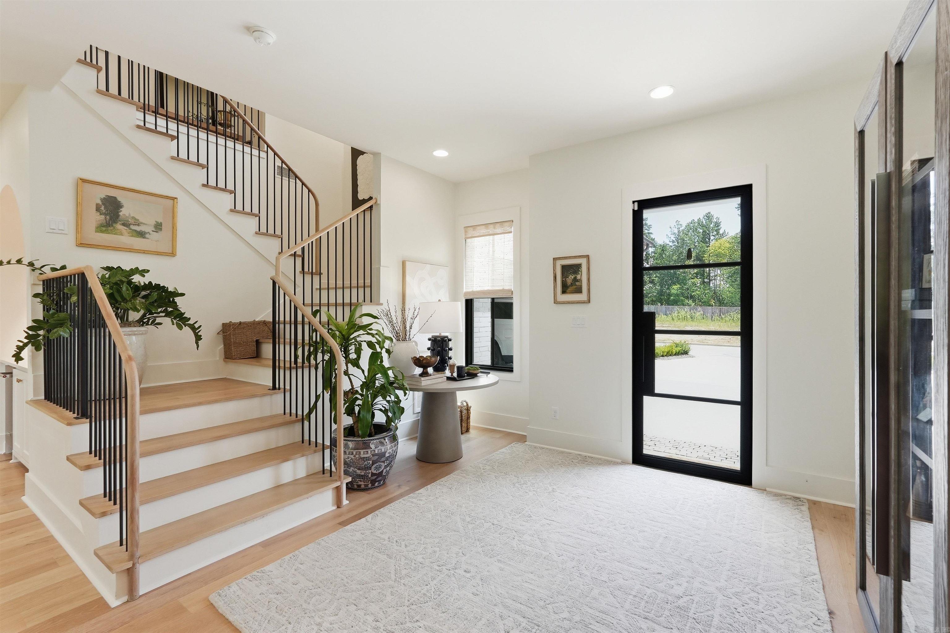 16 Mereville Place Property Photo 4