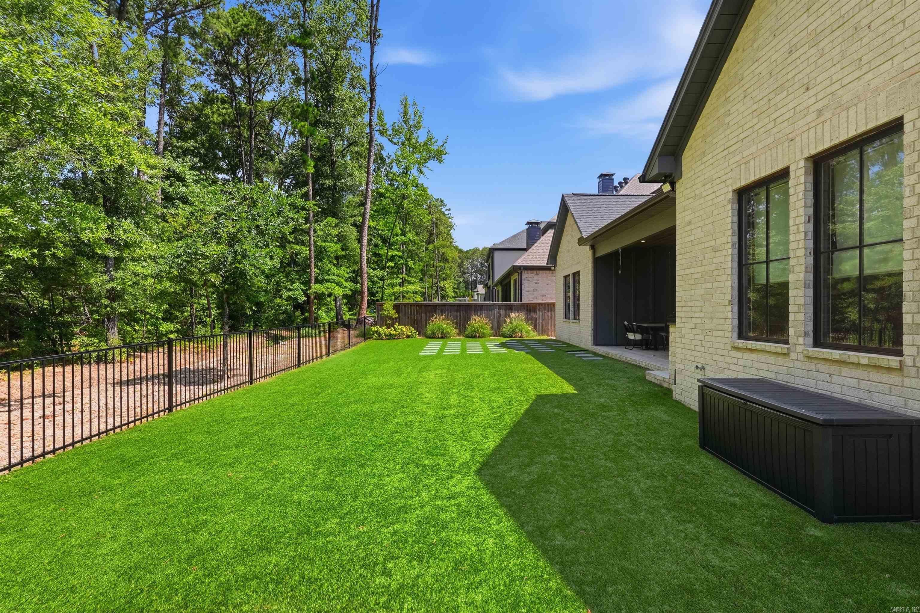 16 Mereville Place Property Photo 46