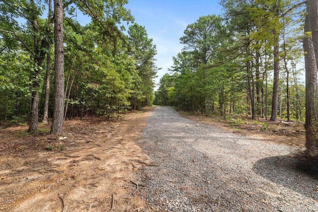 2737 Happy Hallow Road Property Photo 16