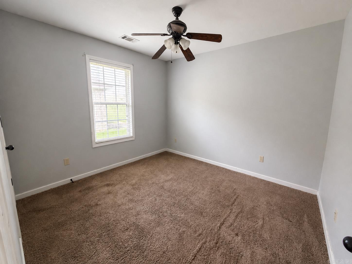 944 Neil Sain Loop Property Photo 6