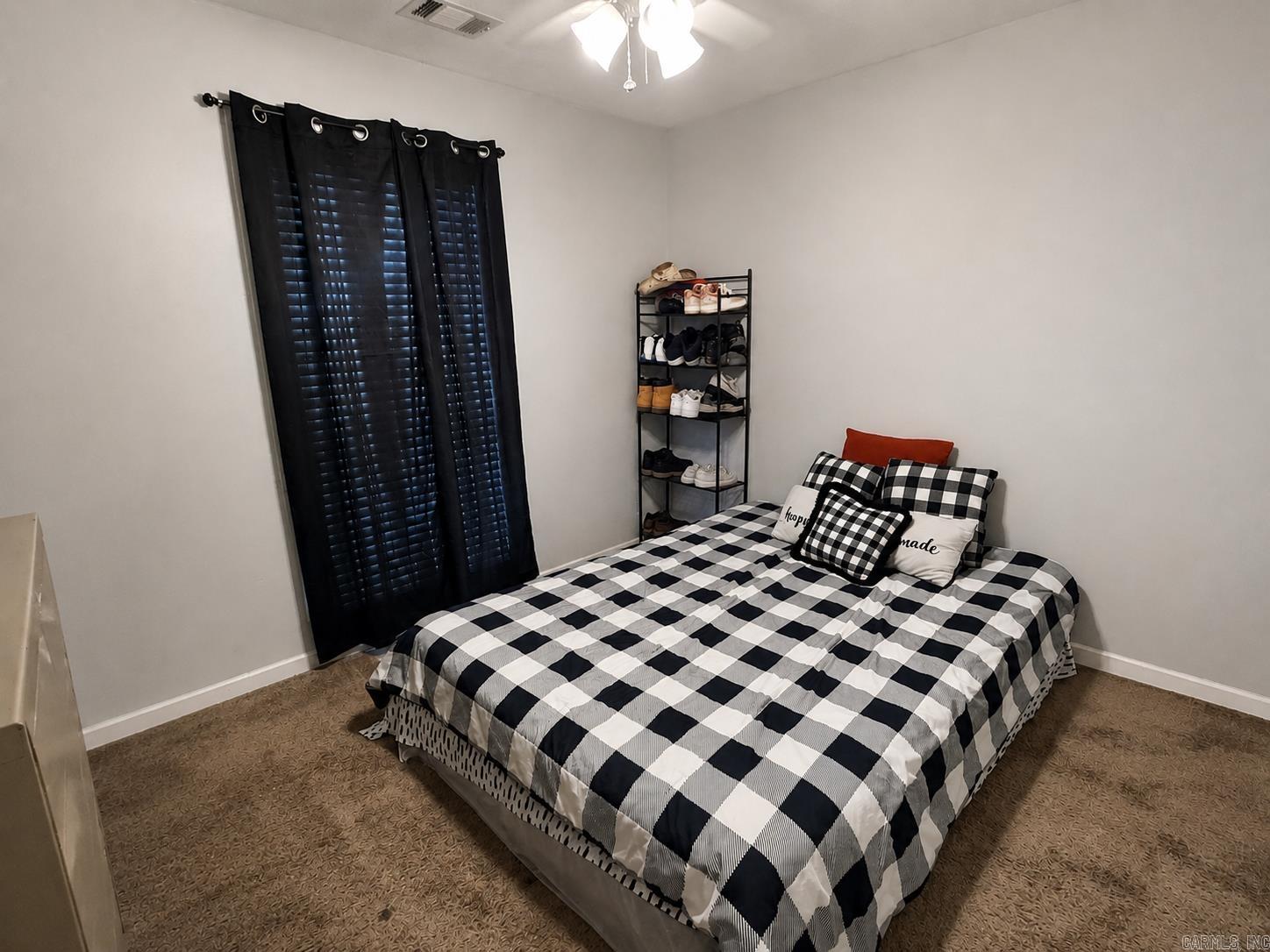 944 Neil Sain Loop Property Photo 9
