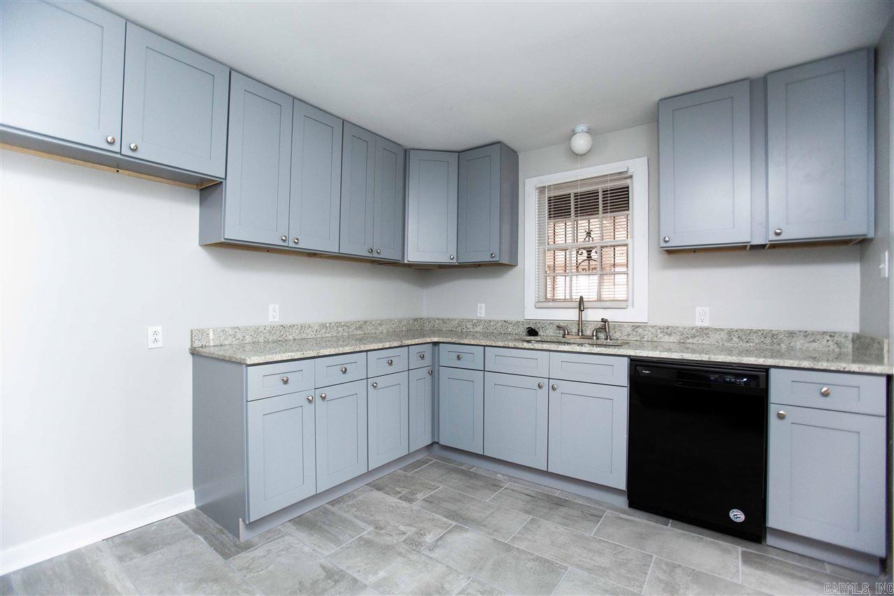 1521 S Pierce Street Property Photo 10