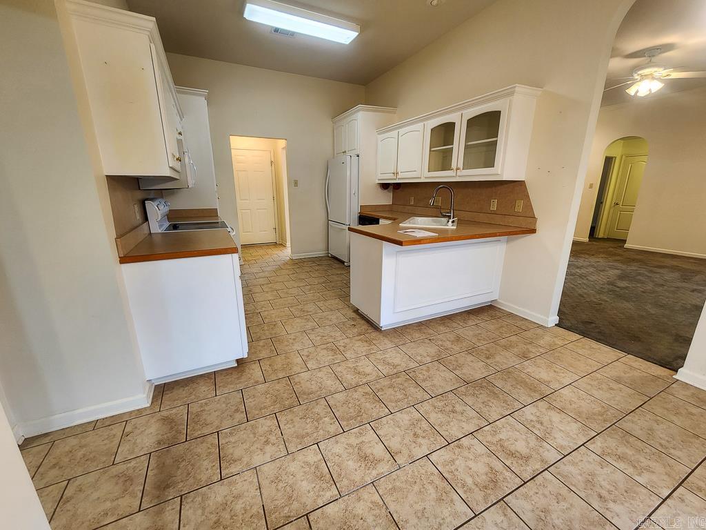 60 Weaver Circle Property Photo 8