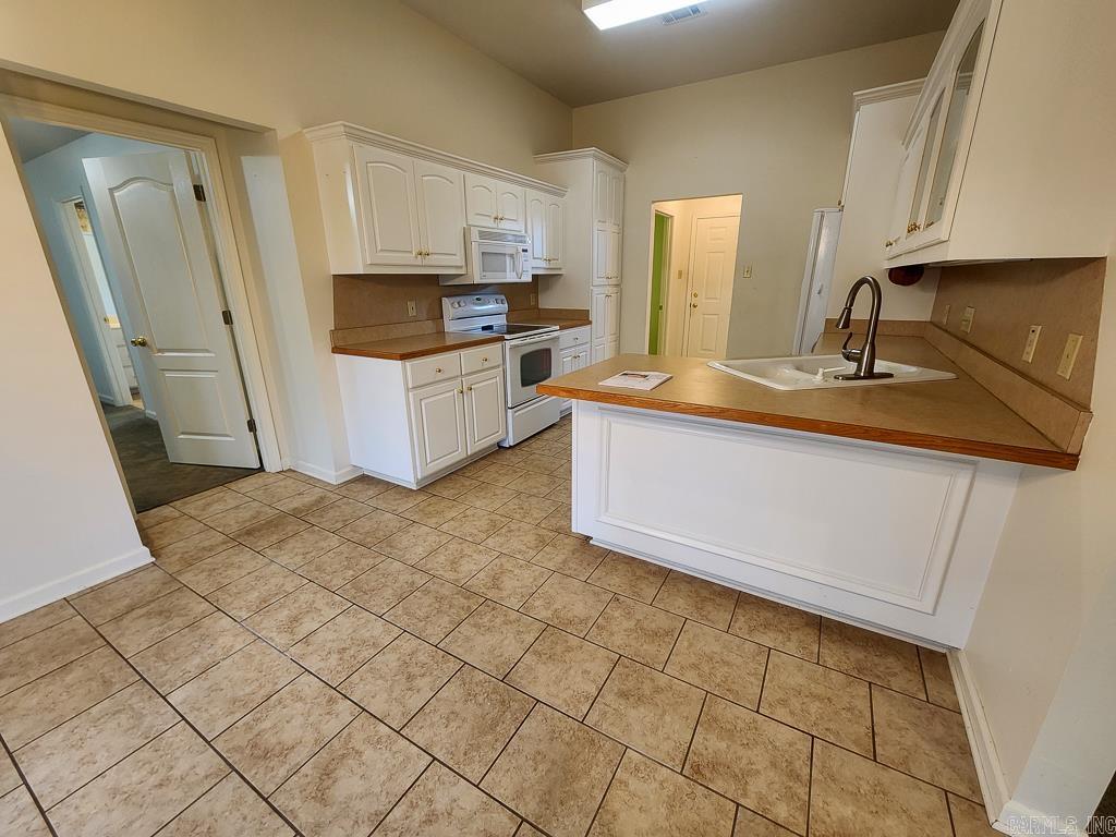 60 Weaver Circle Property Photo 9