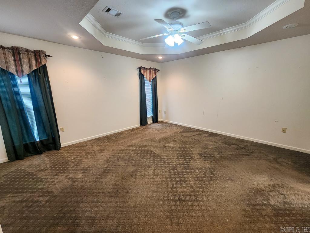 60 Weaver Circle Property Photo 10