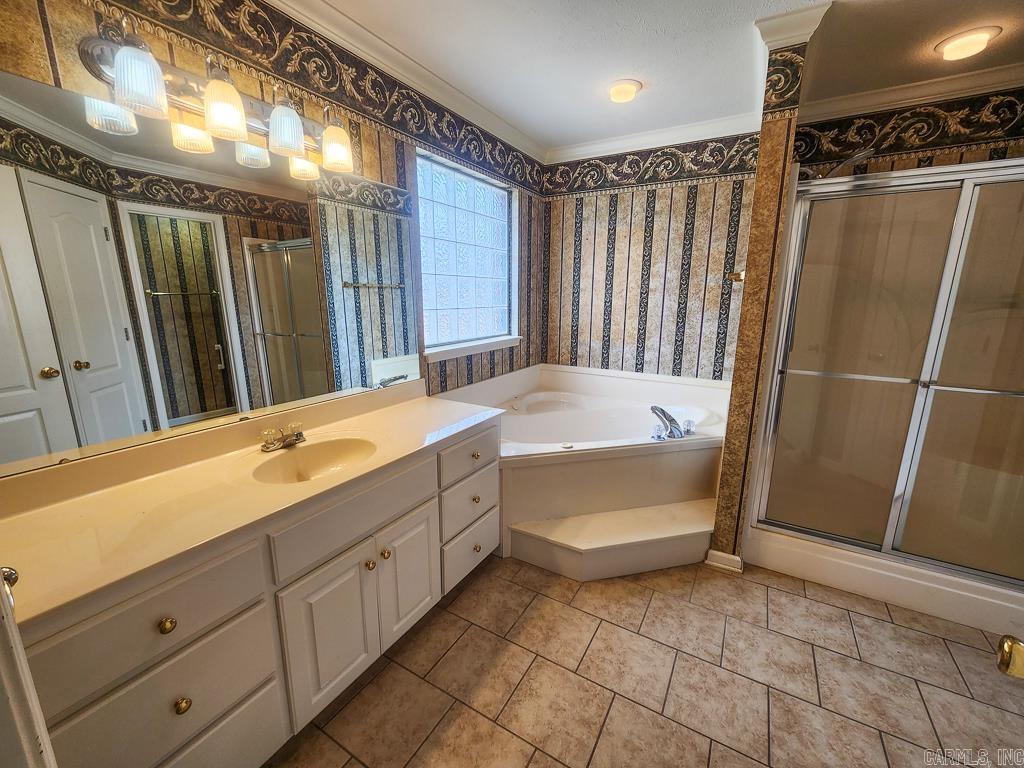 60 Weaver Circle Property Photo 13