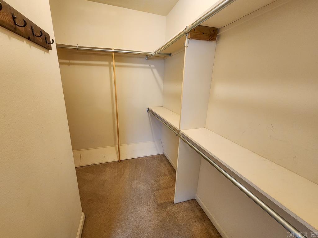 60 Weaver Circle Property Photo 16