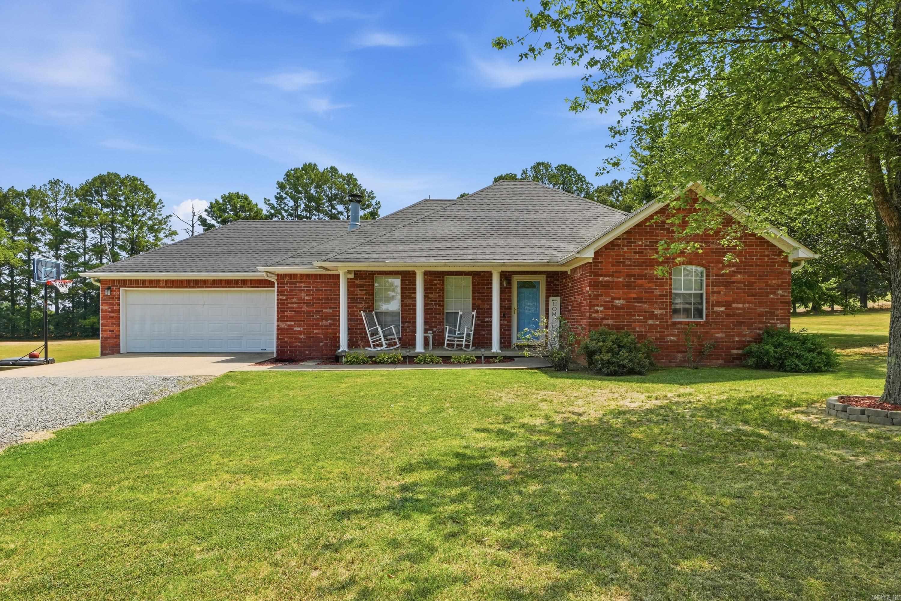 24 White Tail Ln