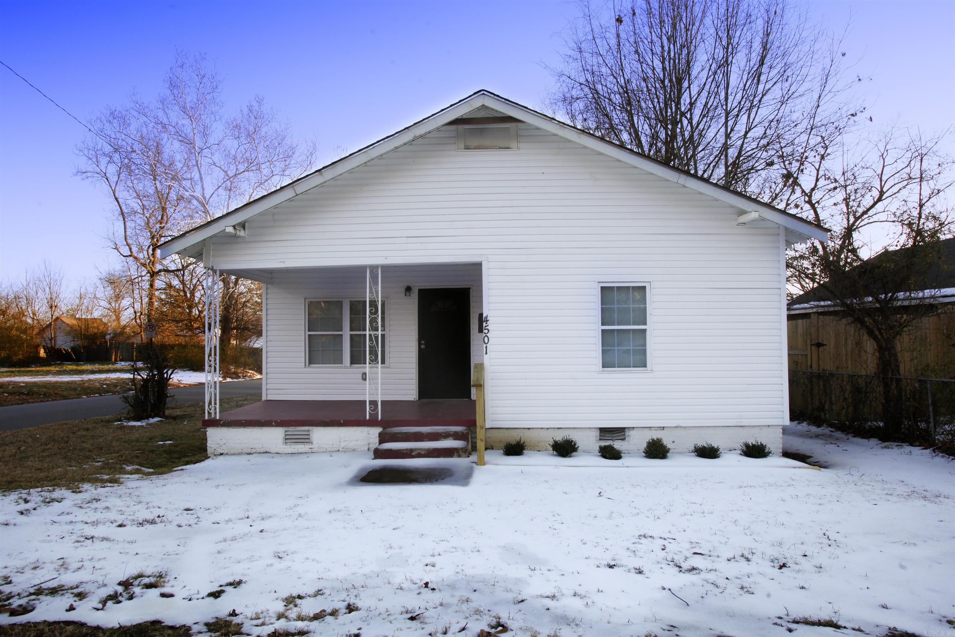 4501 W 28th Street Property Photo 1