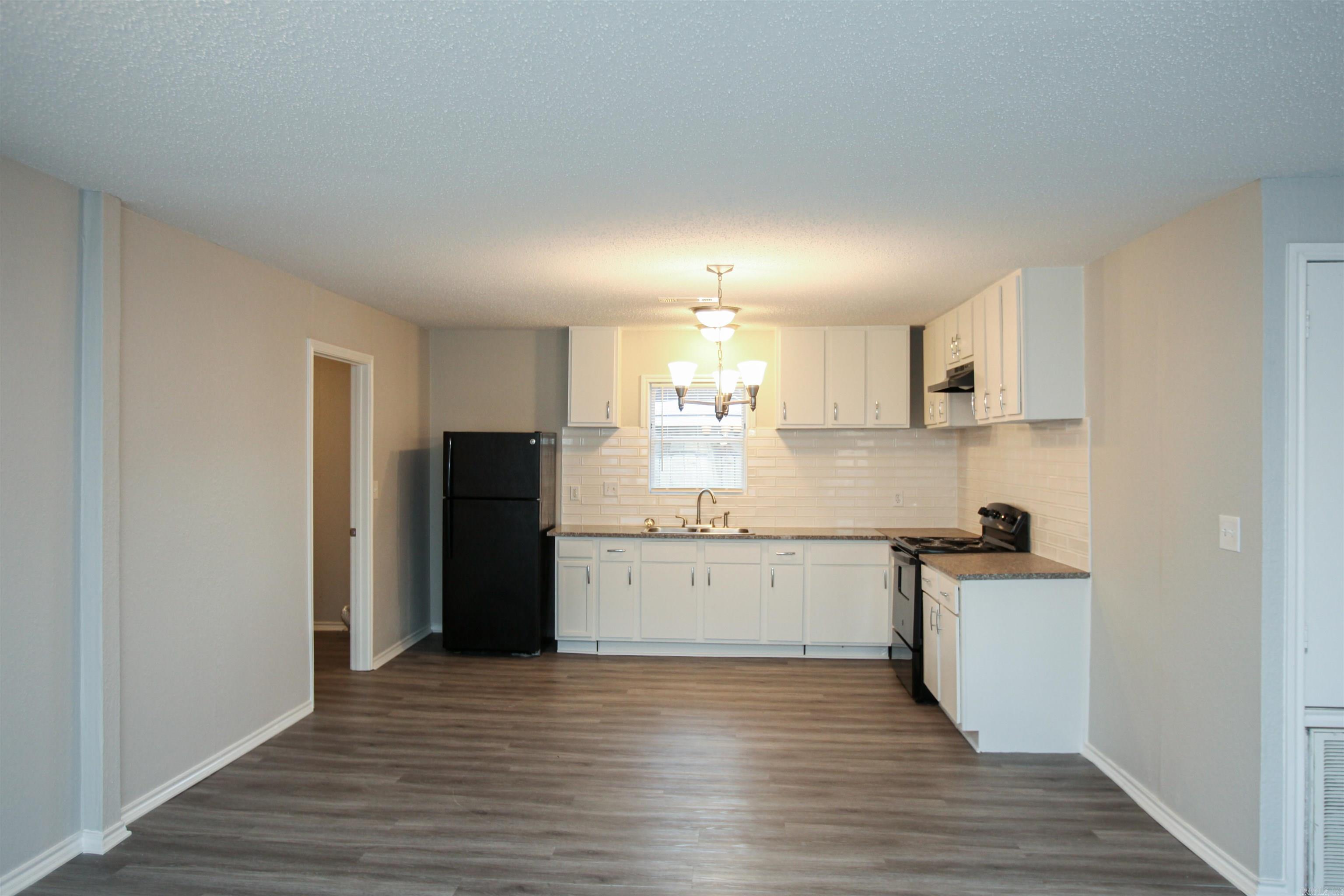 4501 W 28th Street Property Photo 7