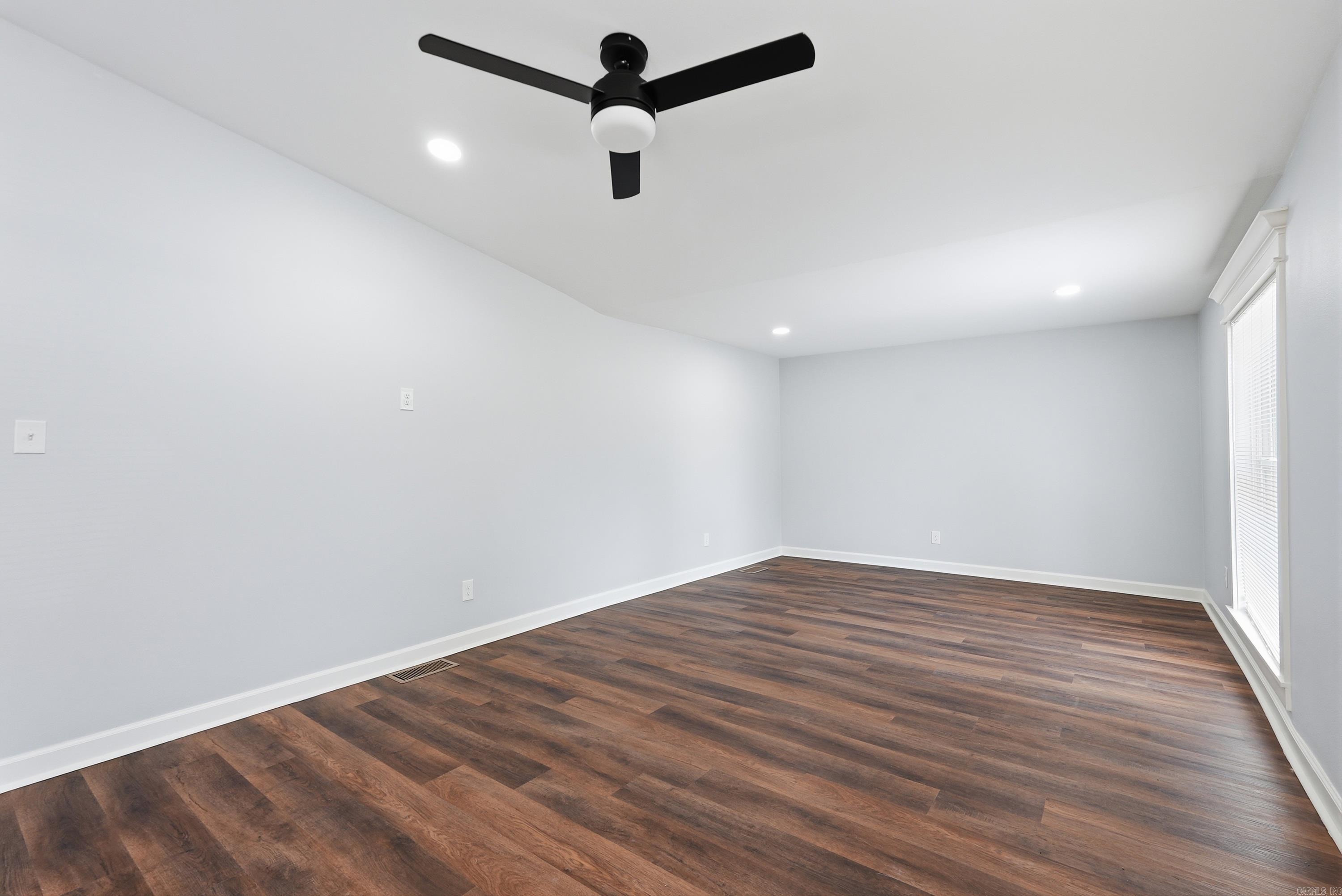 5306 Gum Springs Road Property Photo 7