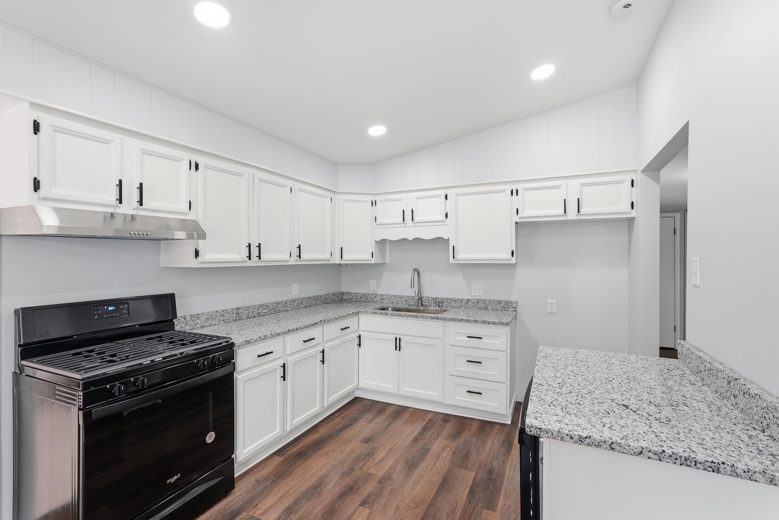 5306 Gum Springs Road Property Photo 12