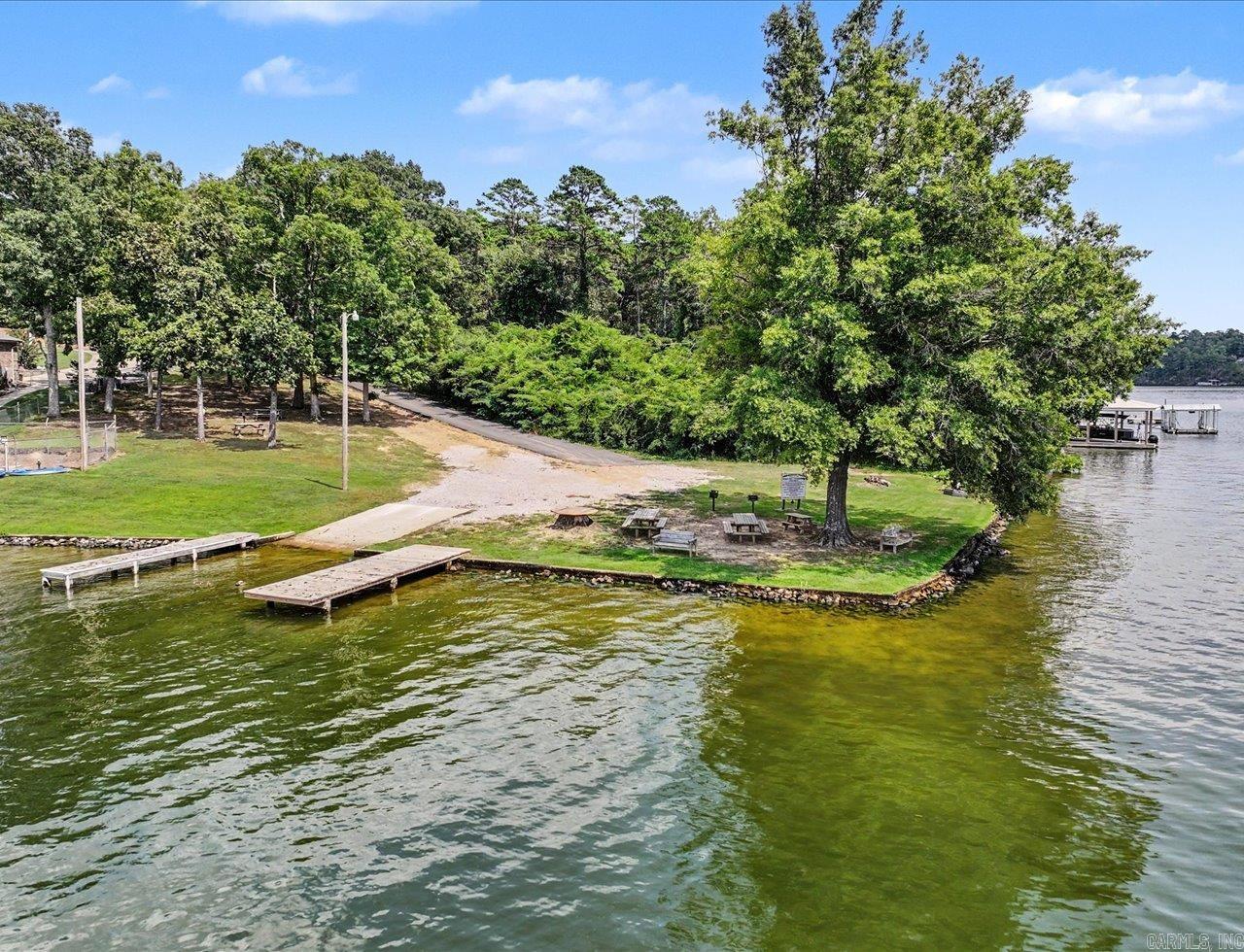 409 Houston Drive Property Photo 31