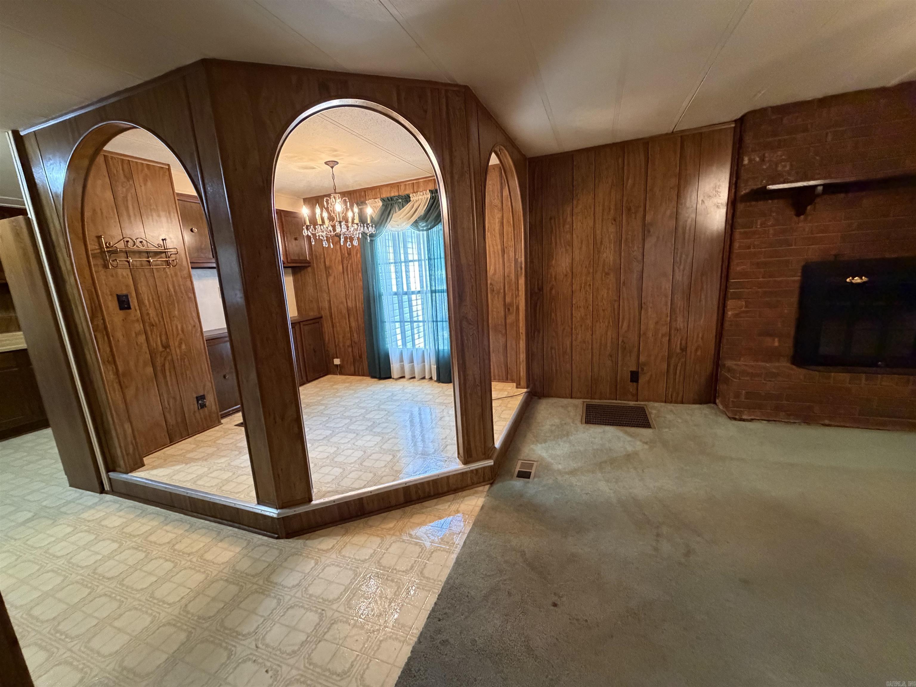 4 Paradise Circle Property Photo 5