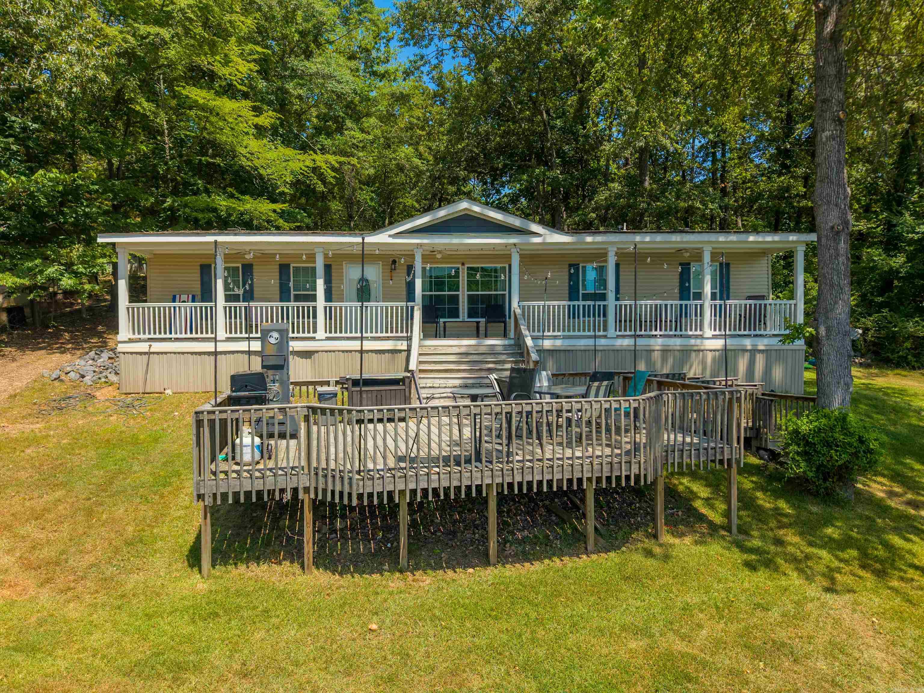1221 Akers Road Property Photo 3