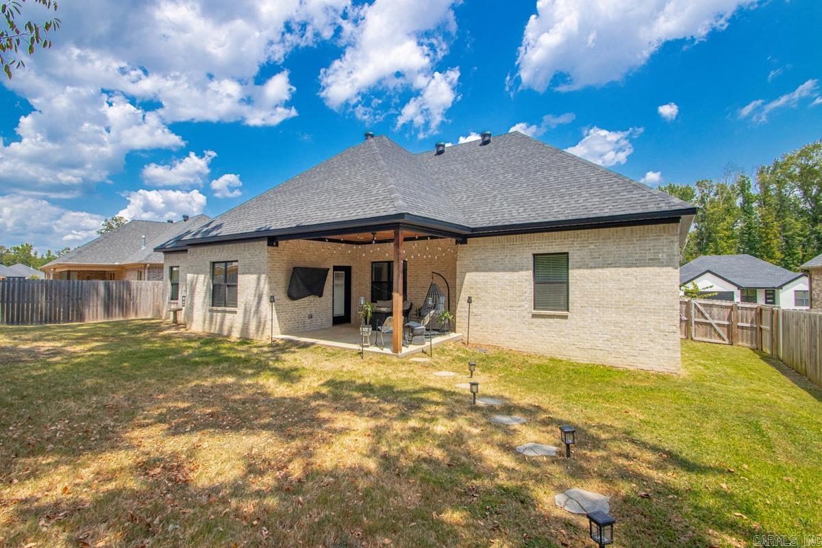 877 Oak Forest Circle Property Photo 33