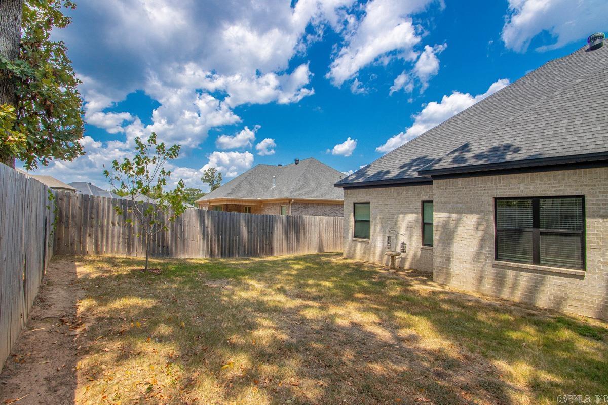 877 Oak Forest Circle Property Photo 36