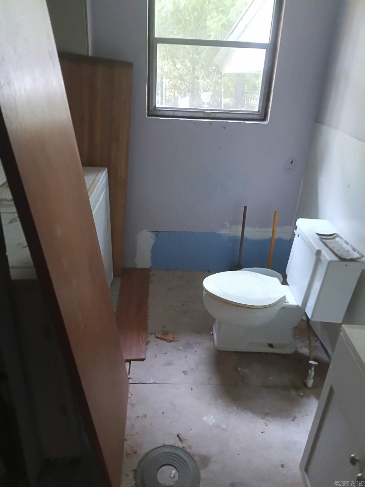 2790 W Rodgers Road Property Photo 4