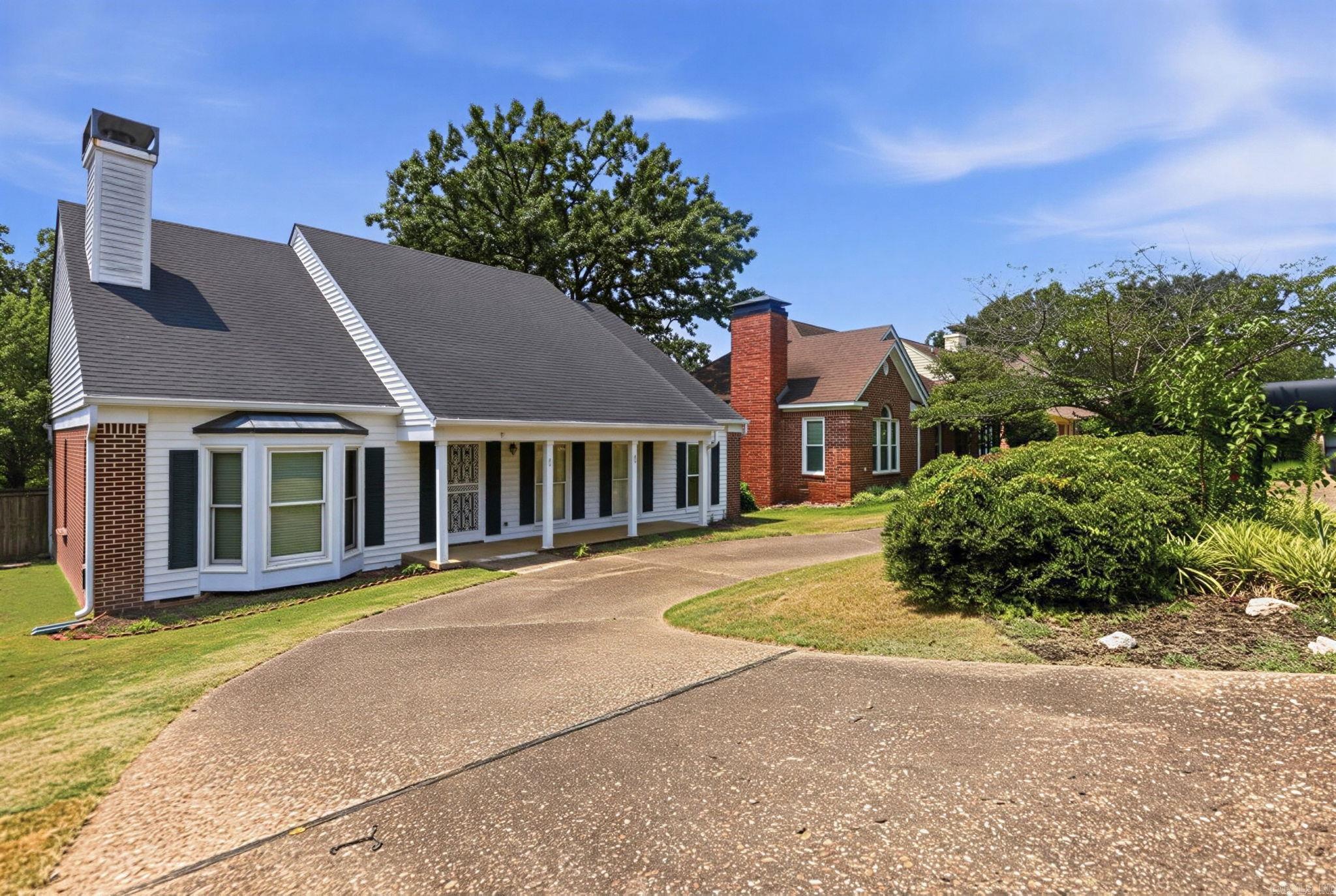 7 Carrollton Court Property Photo 3