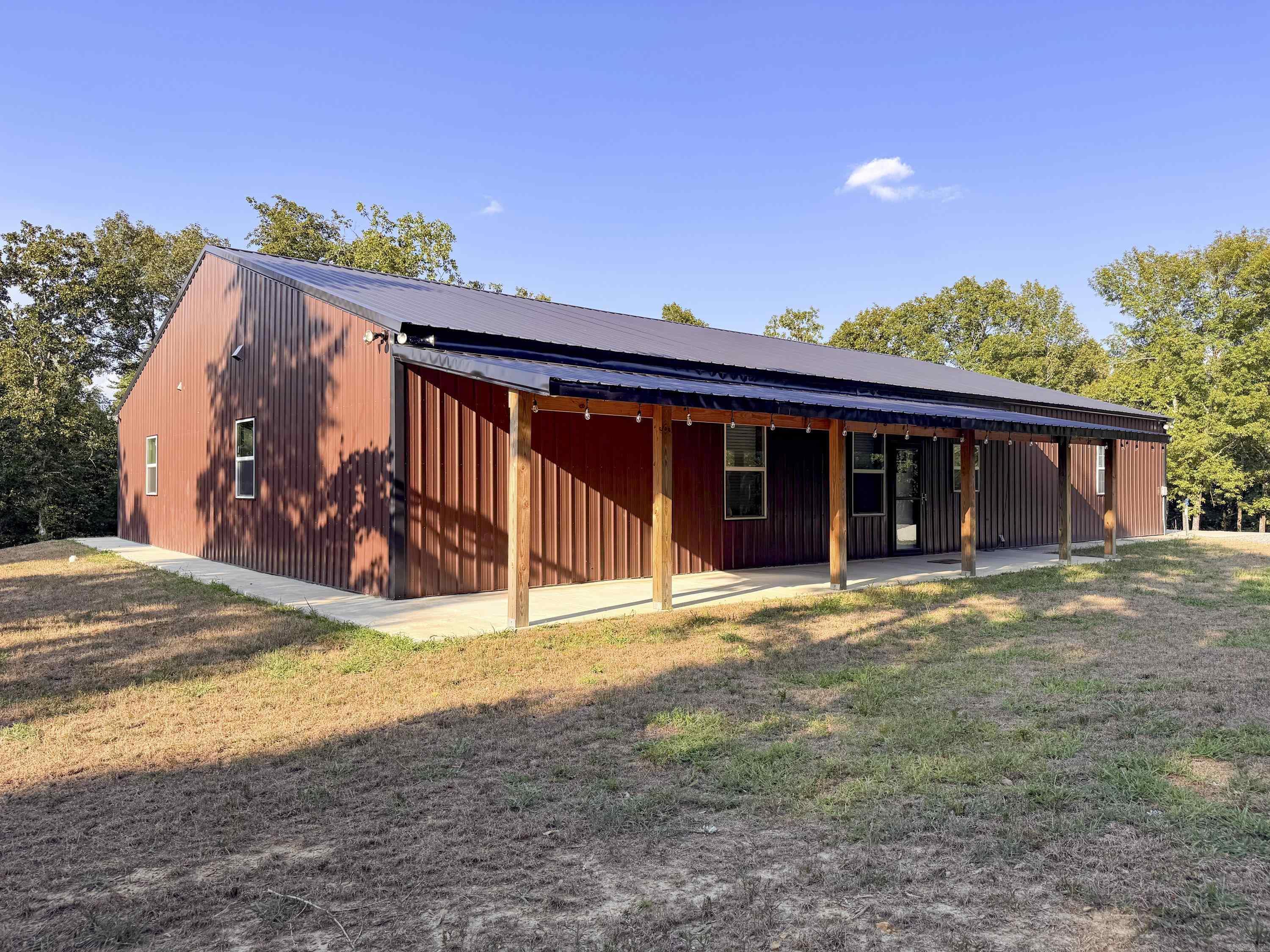 607 Odom Point Road Property Photo 4