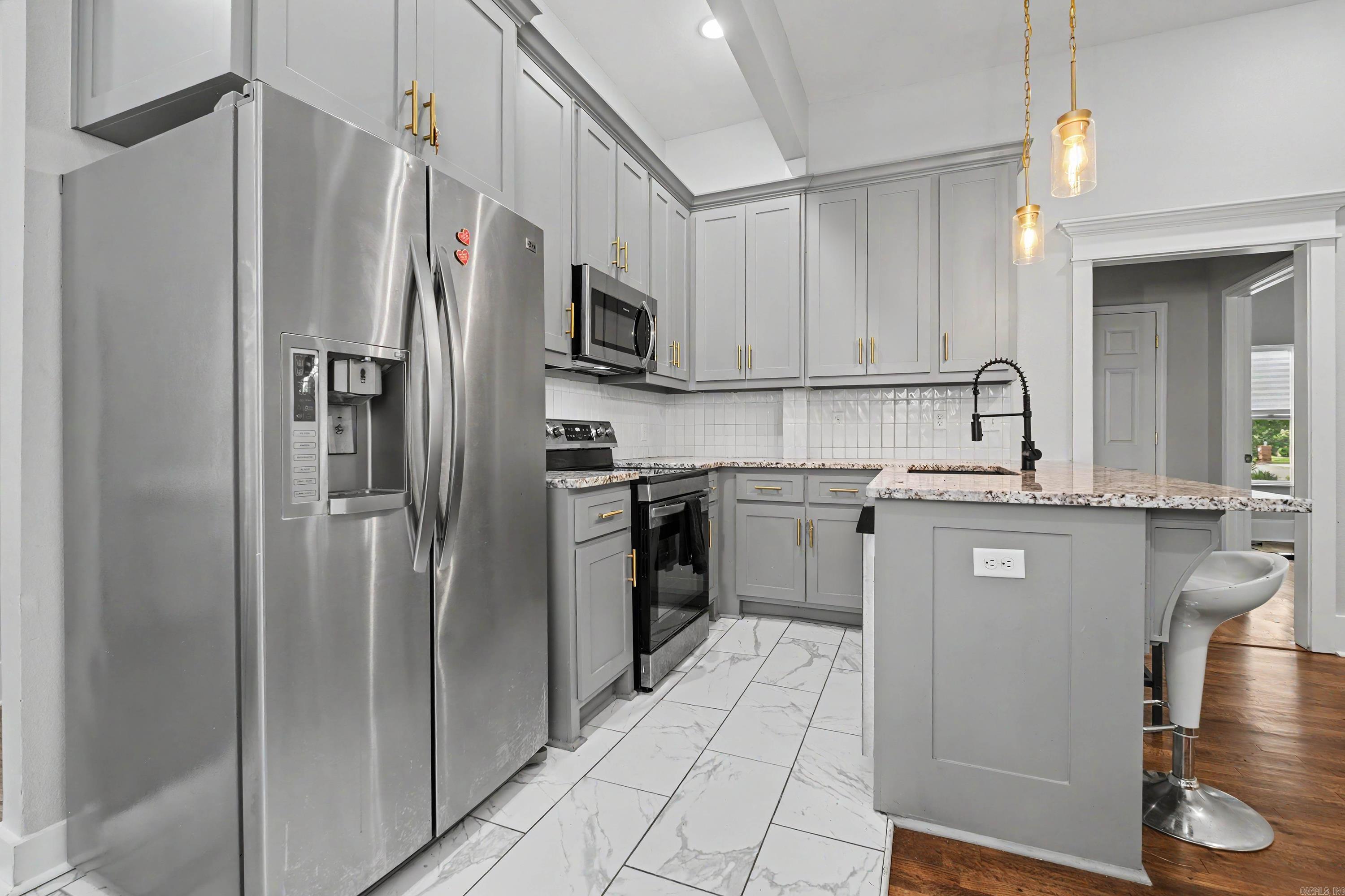 1505 S State Street Property Photo 2