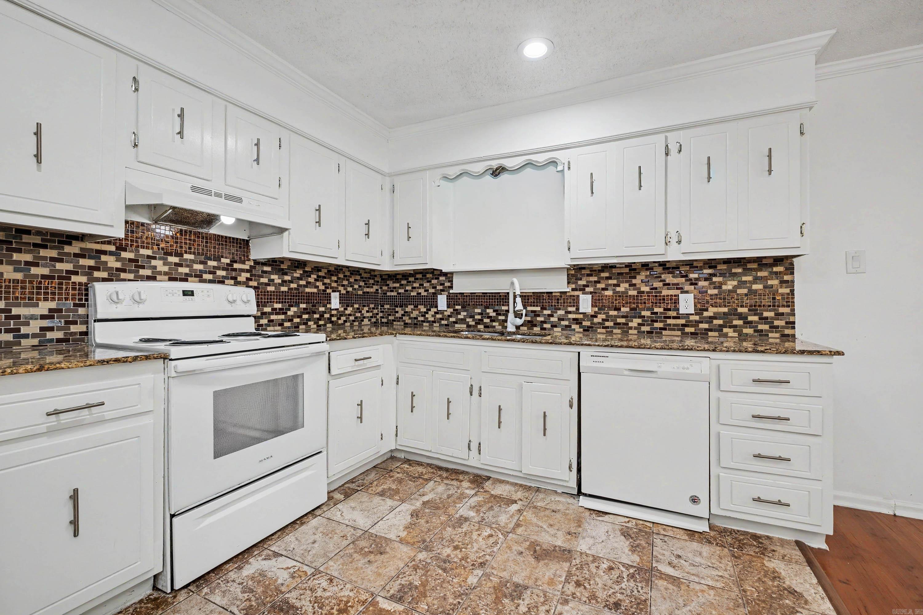 2317 Peach Tree Drive Property Photo 15