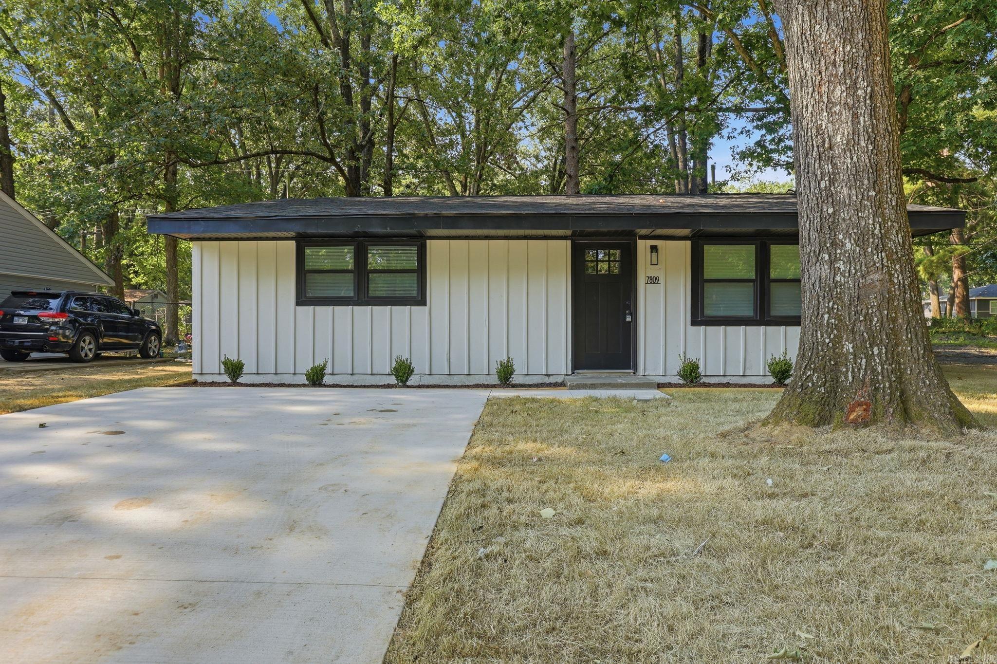 7809 Nolen Drive Property Photo 3