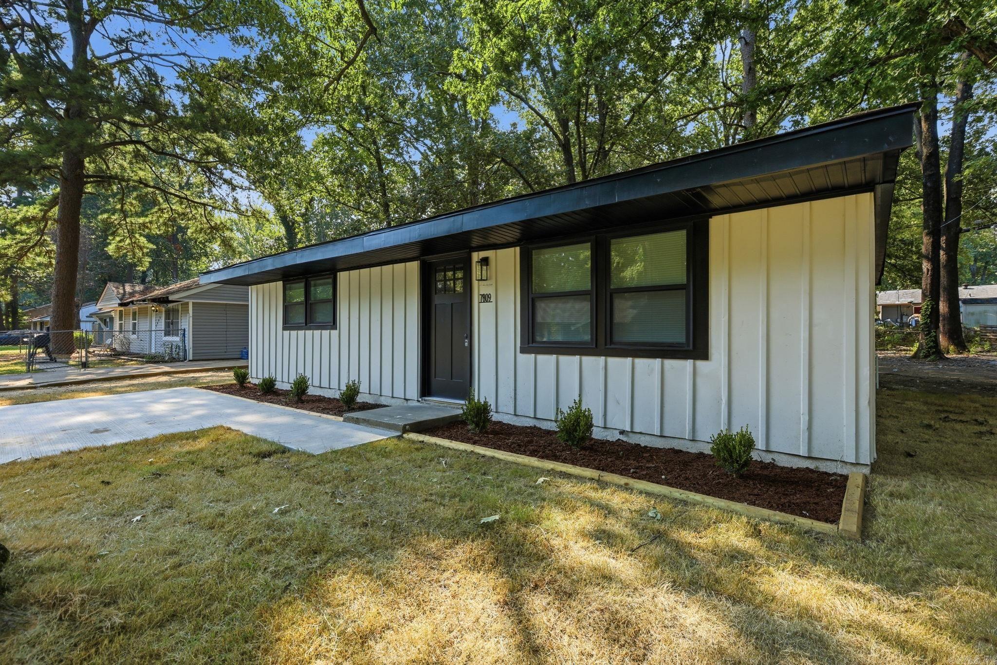7809 Nolen Drive Property Photo 8