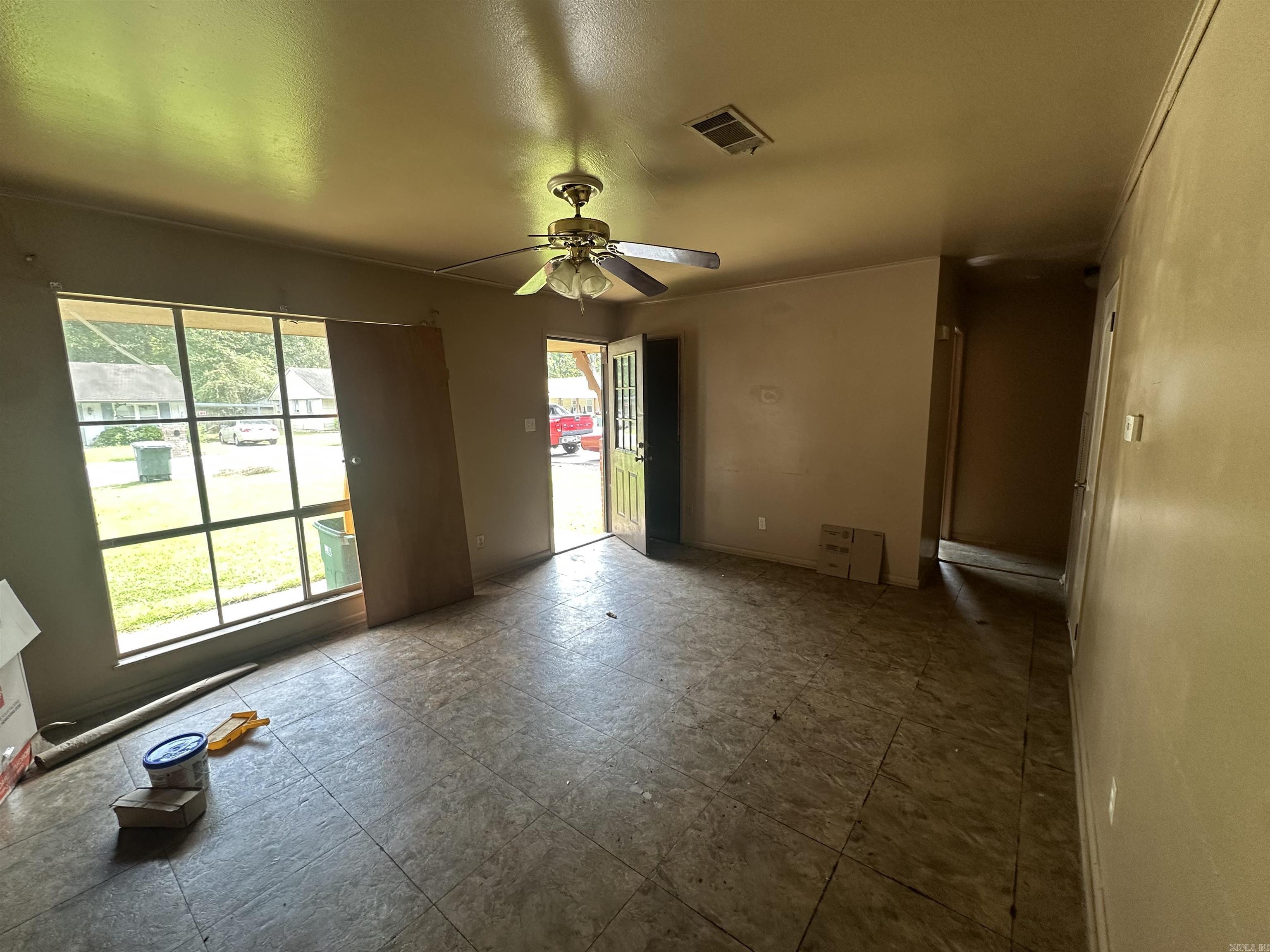 7808 Moore Dr Property Photo 6