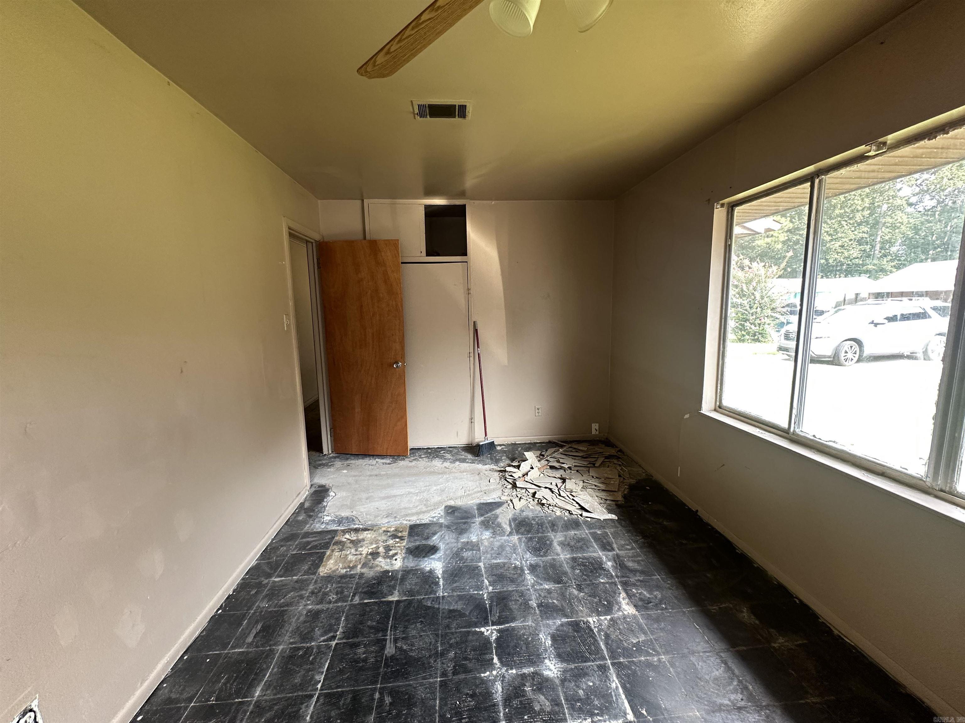 7808 Moore Dr Property Photo 13