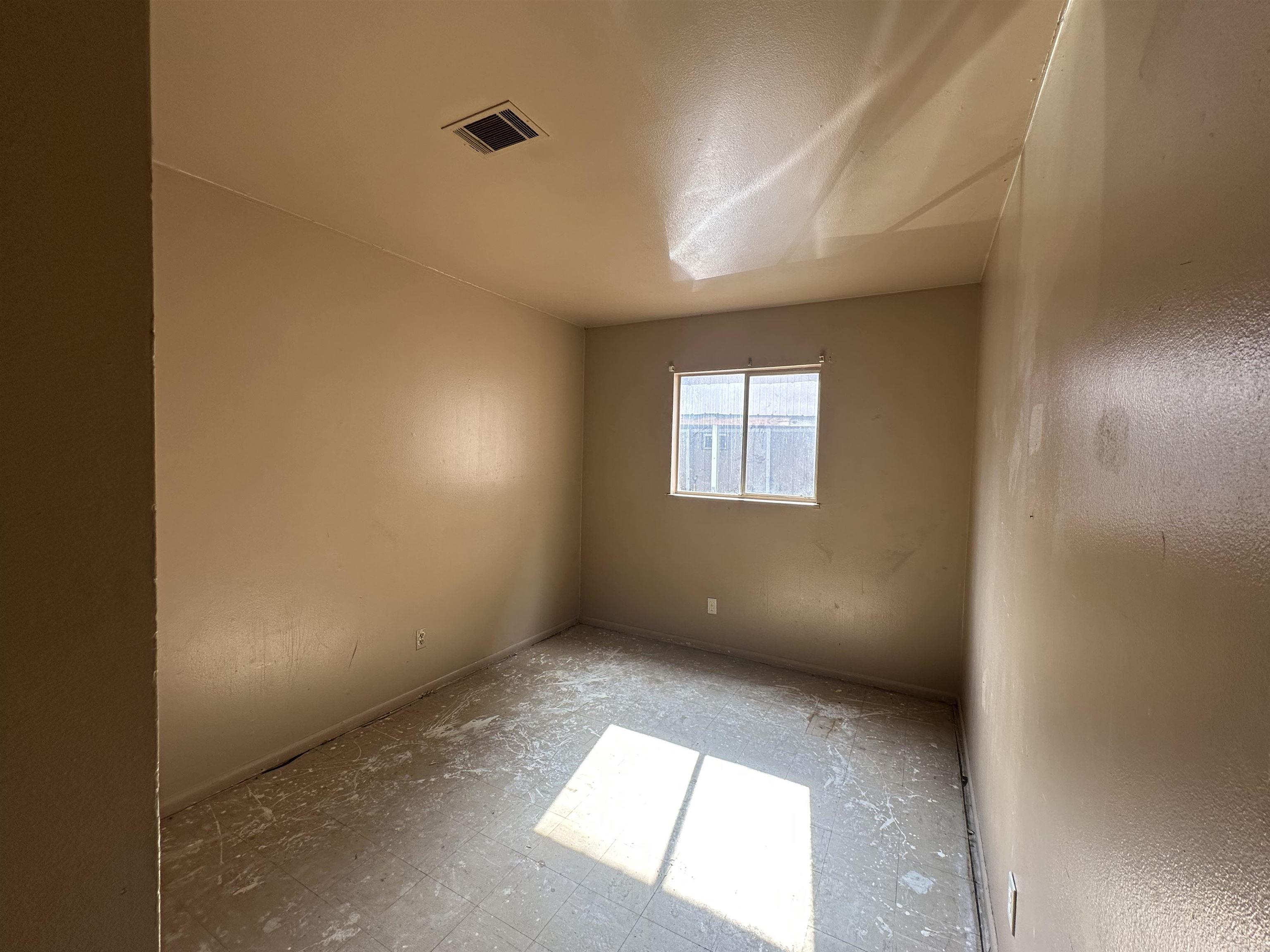 7808 Moore Dr Property Photo 14