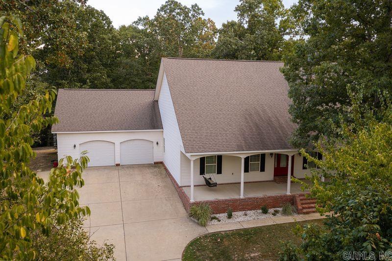 1185 Blue Grass Property Photo 1