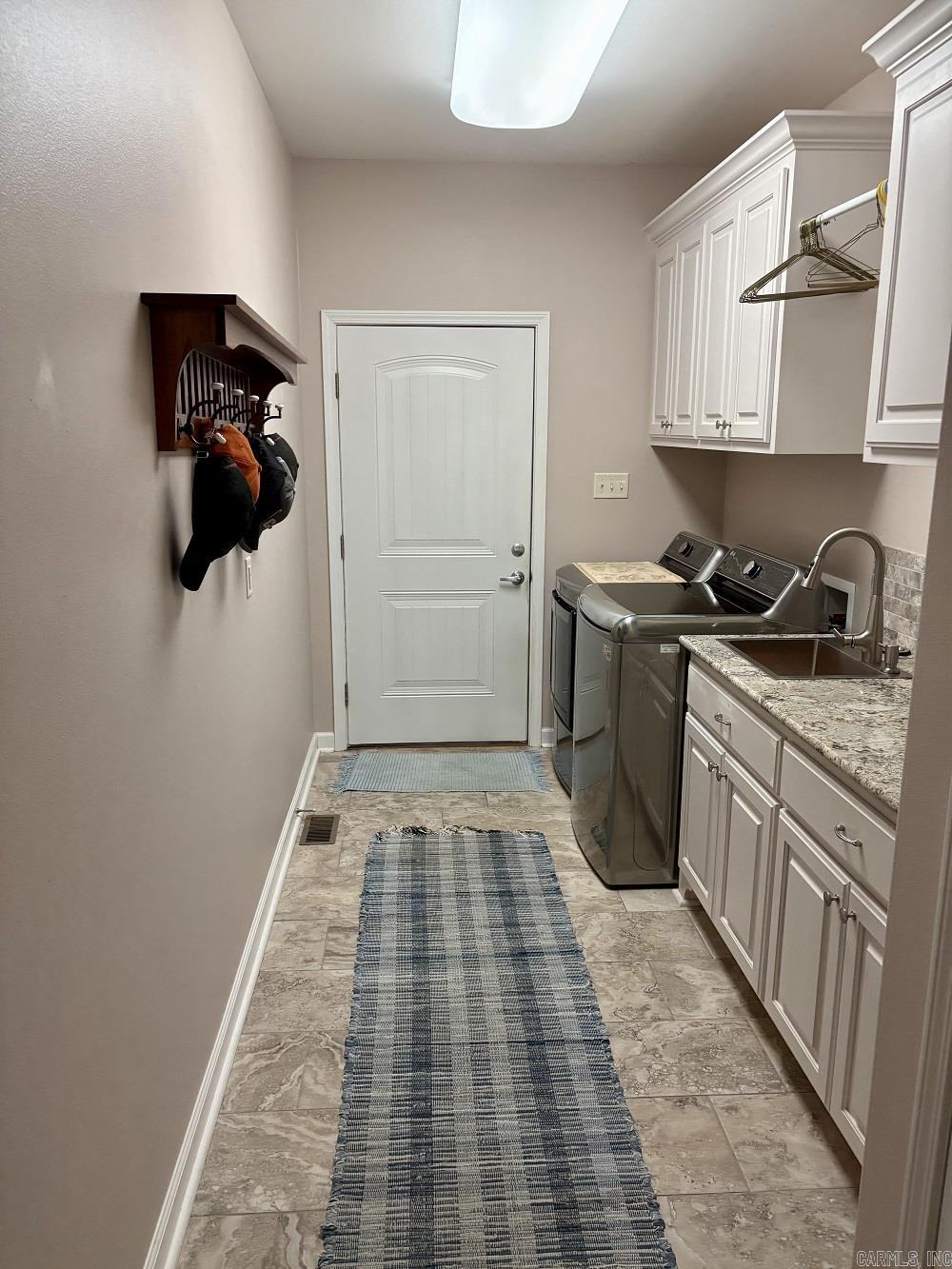 1185 Blue Grass Property Photo 37
