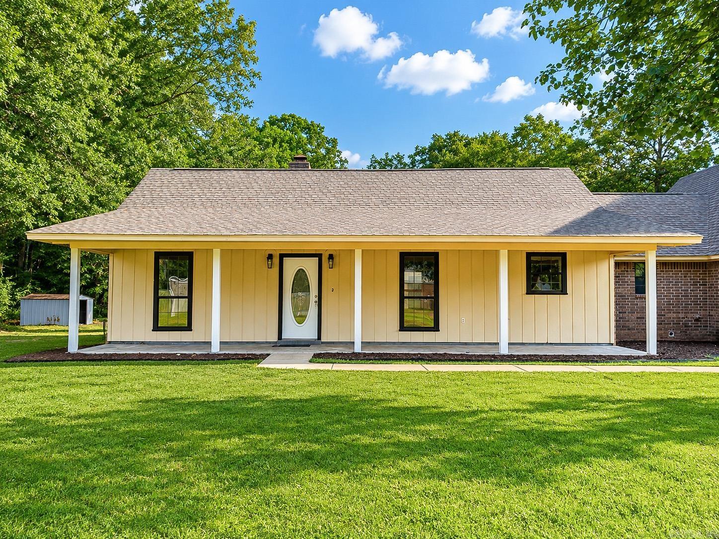 1601 Goodman Avenue Property Photo 1