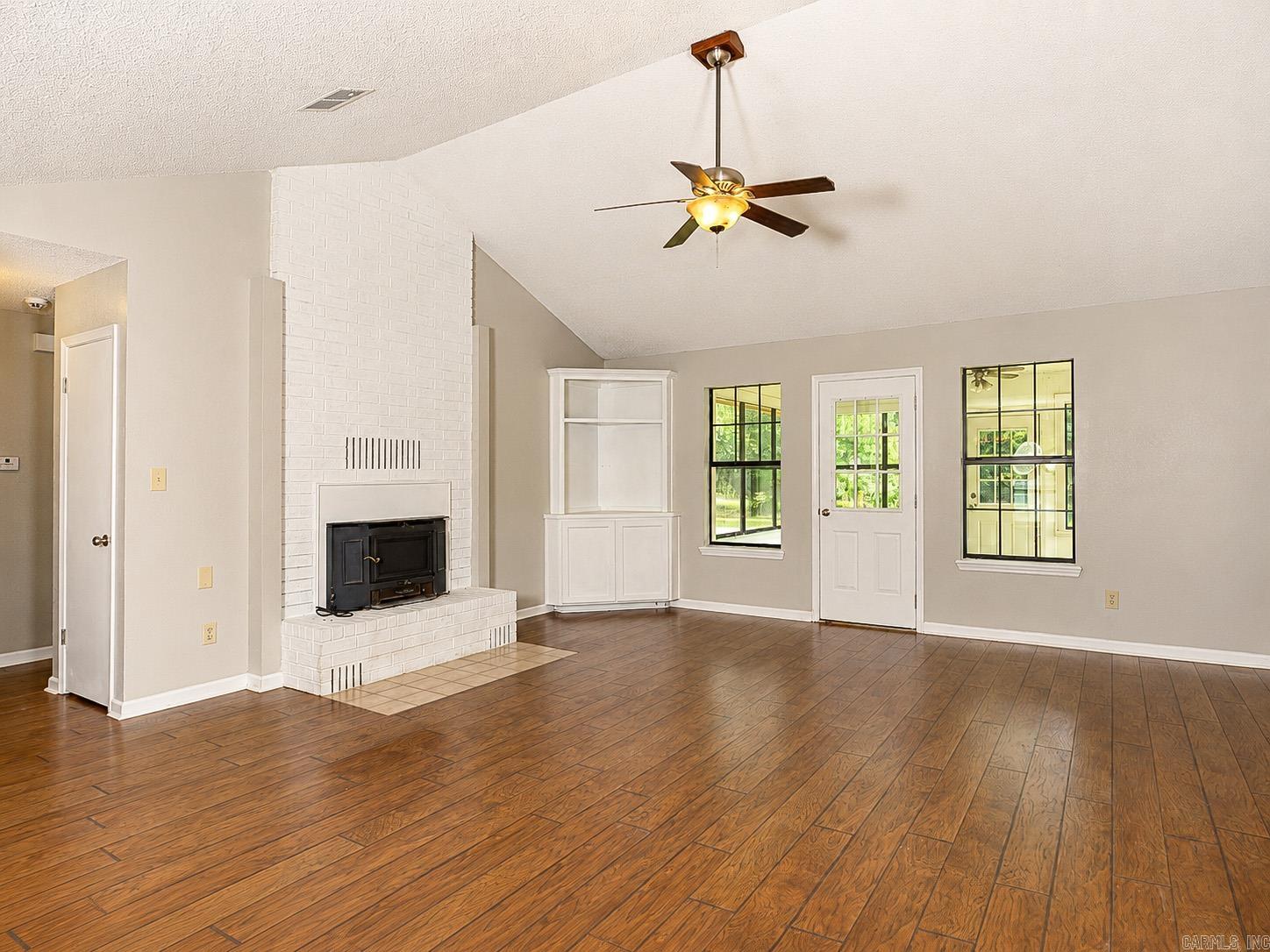1601 Goodman Avenue Property Photo 4