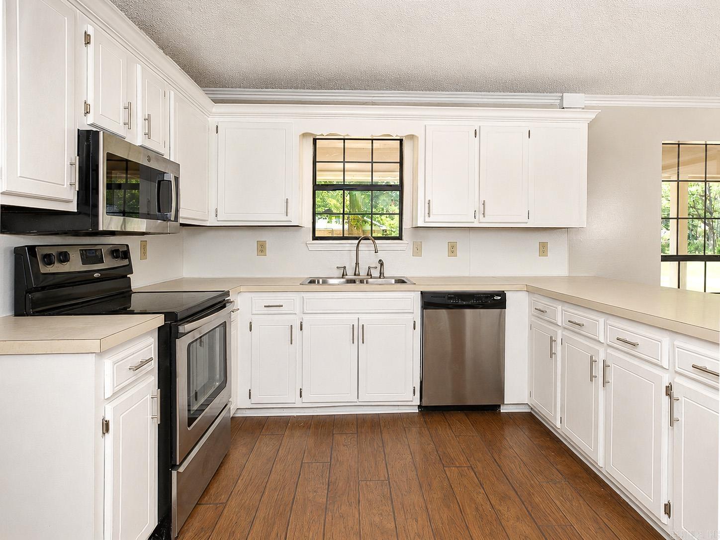 1601 Goodman Avenue Property Photo 8