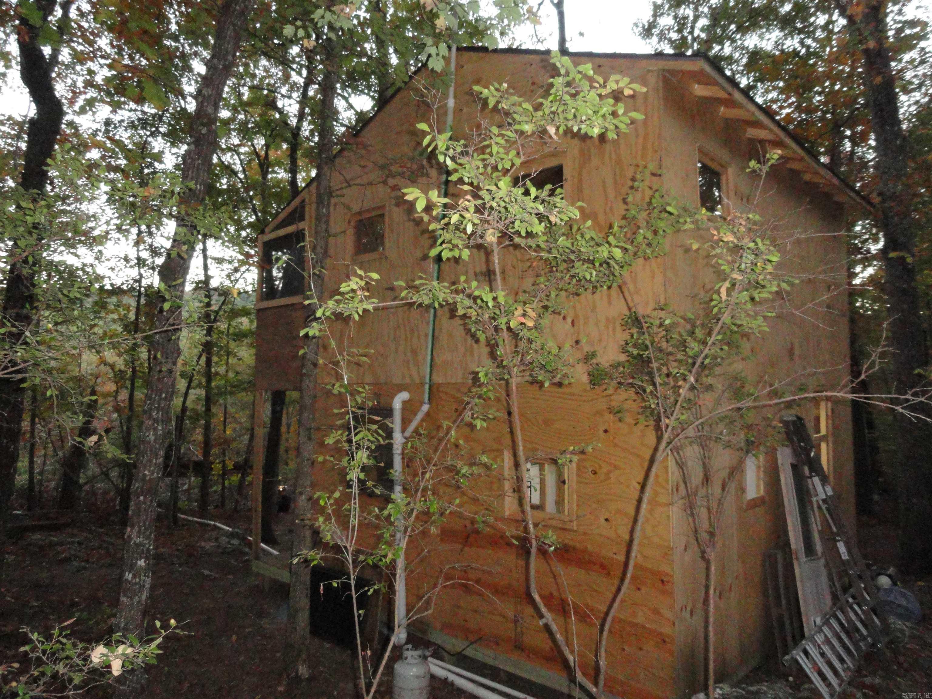 2340 Shady Grove Road Property Photo 6