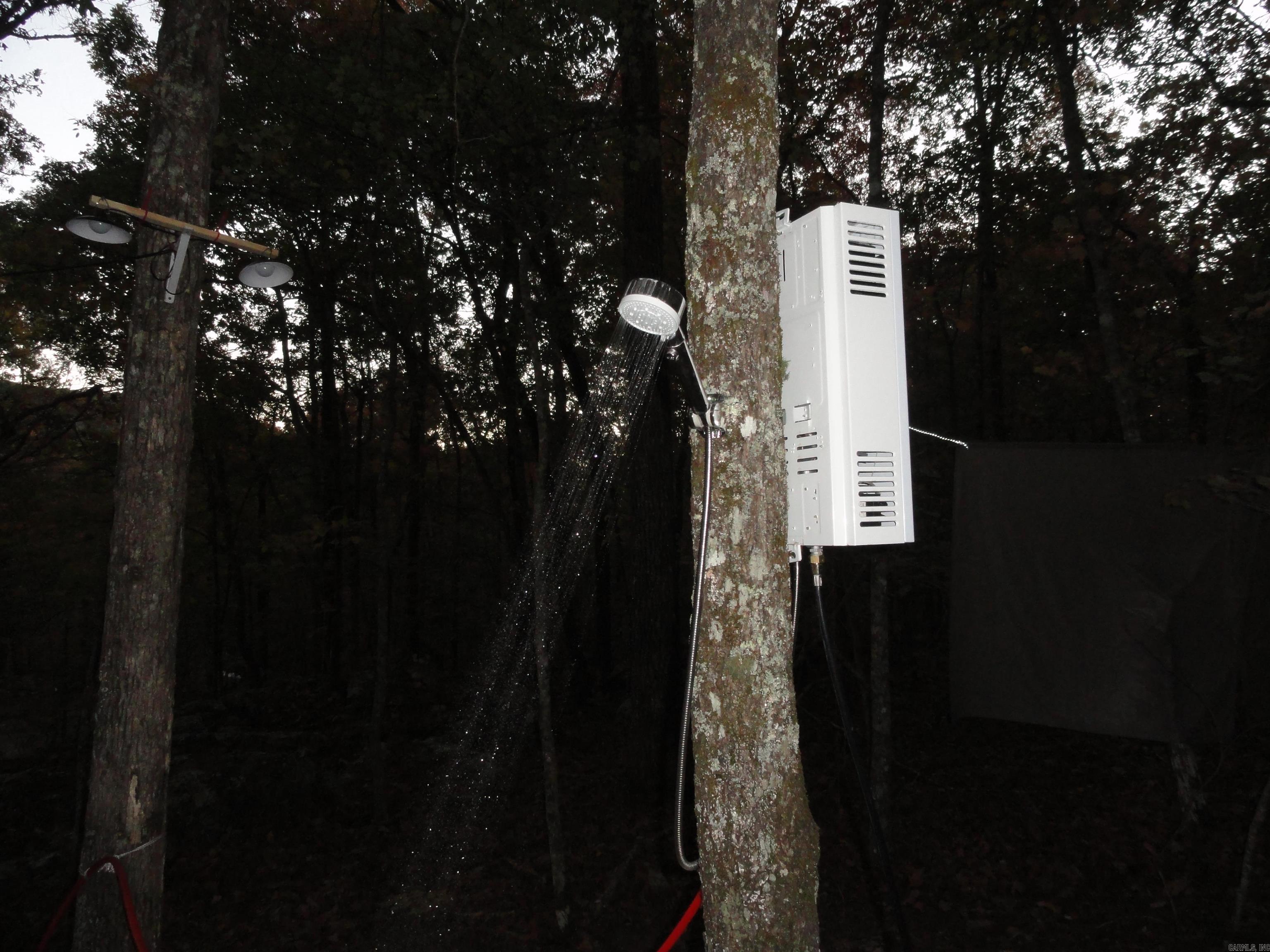 2340 Shady Grove Road Property Photo 13