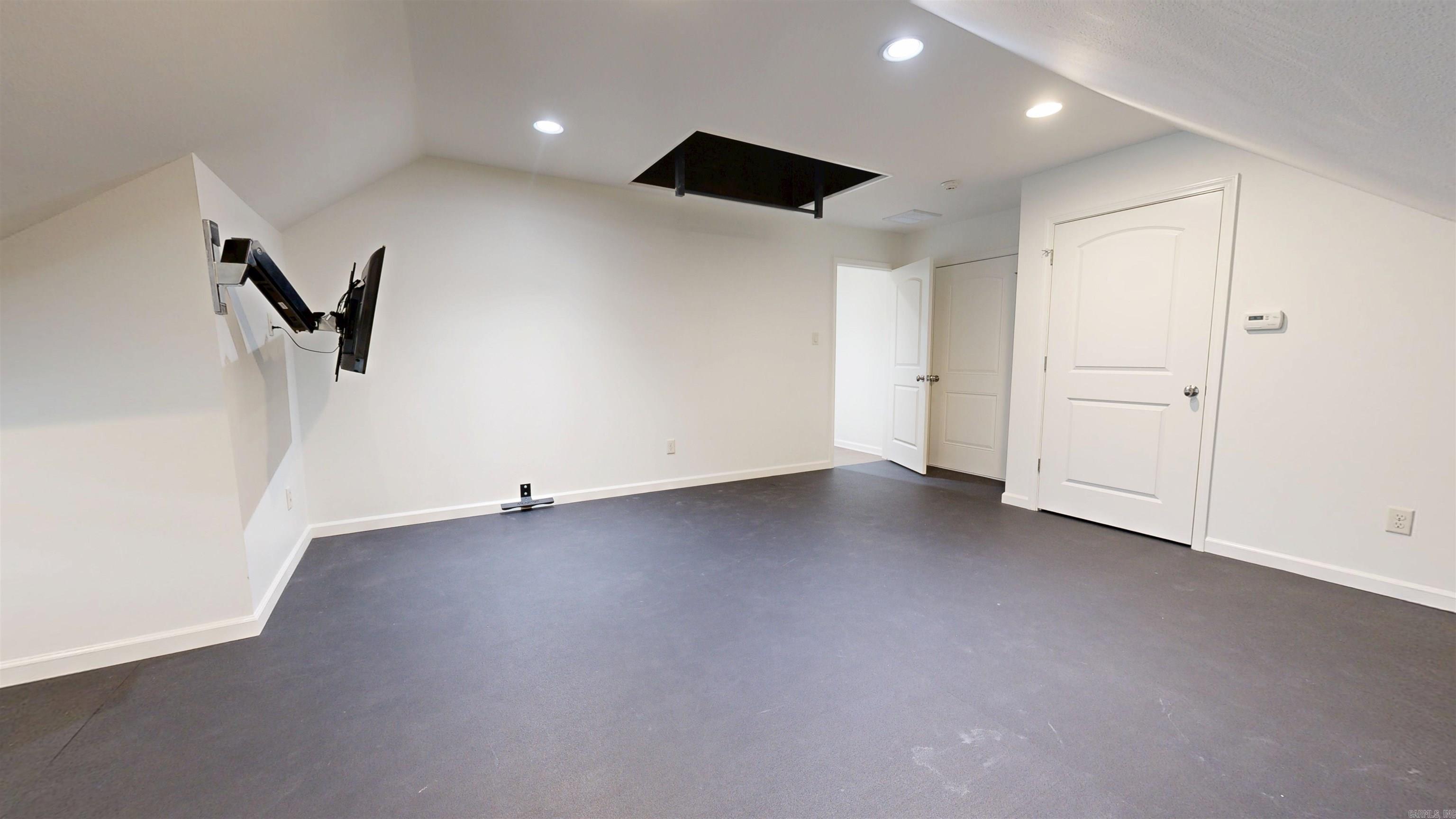 1 Kanis Creek Place Property Photo 20