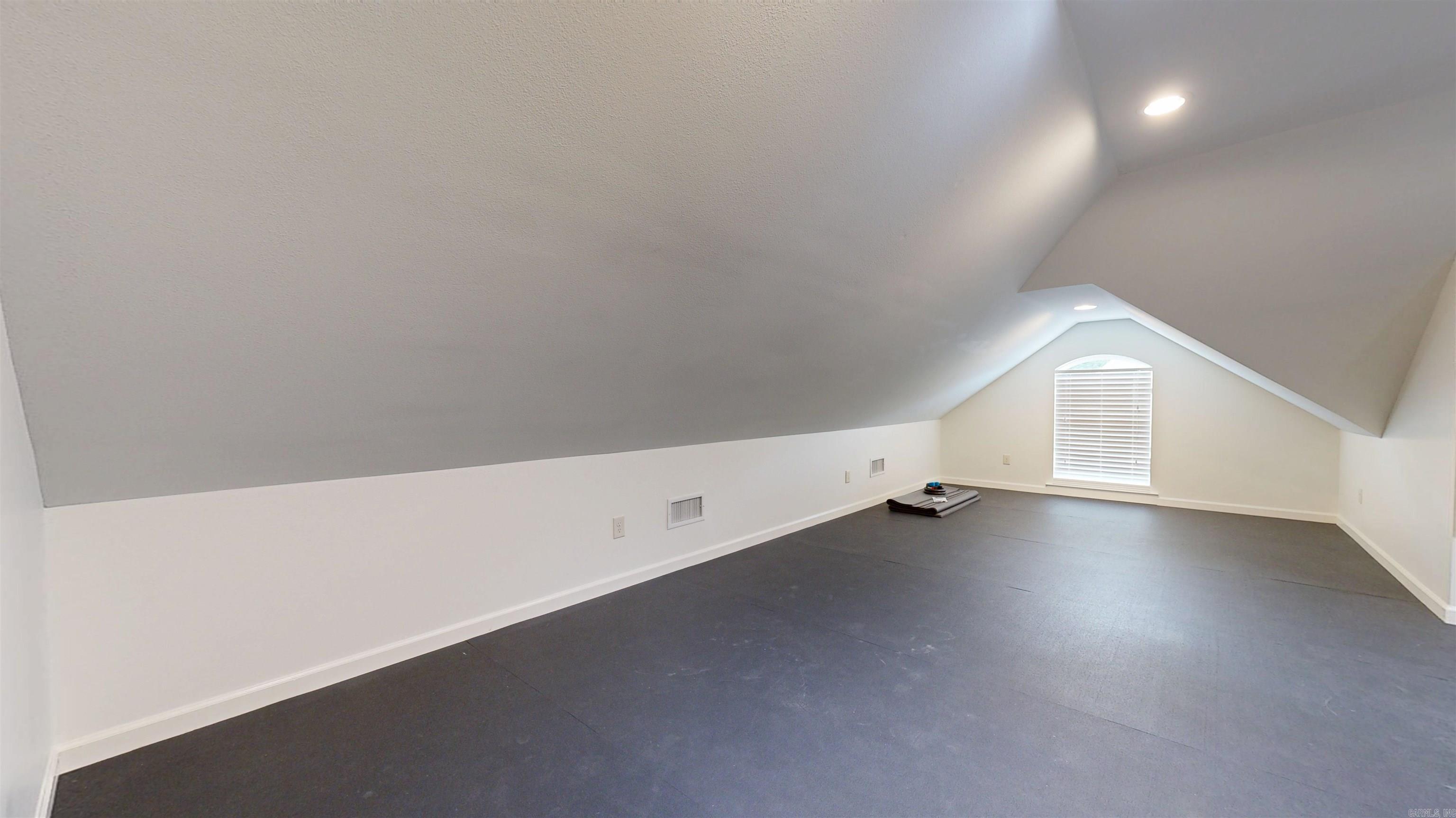 1 Kanis Creek Place Property Photo 22