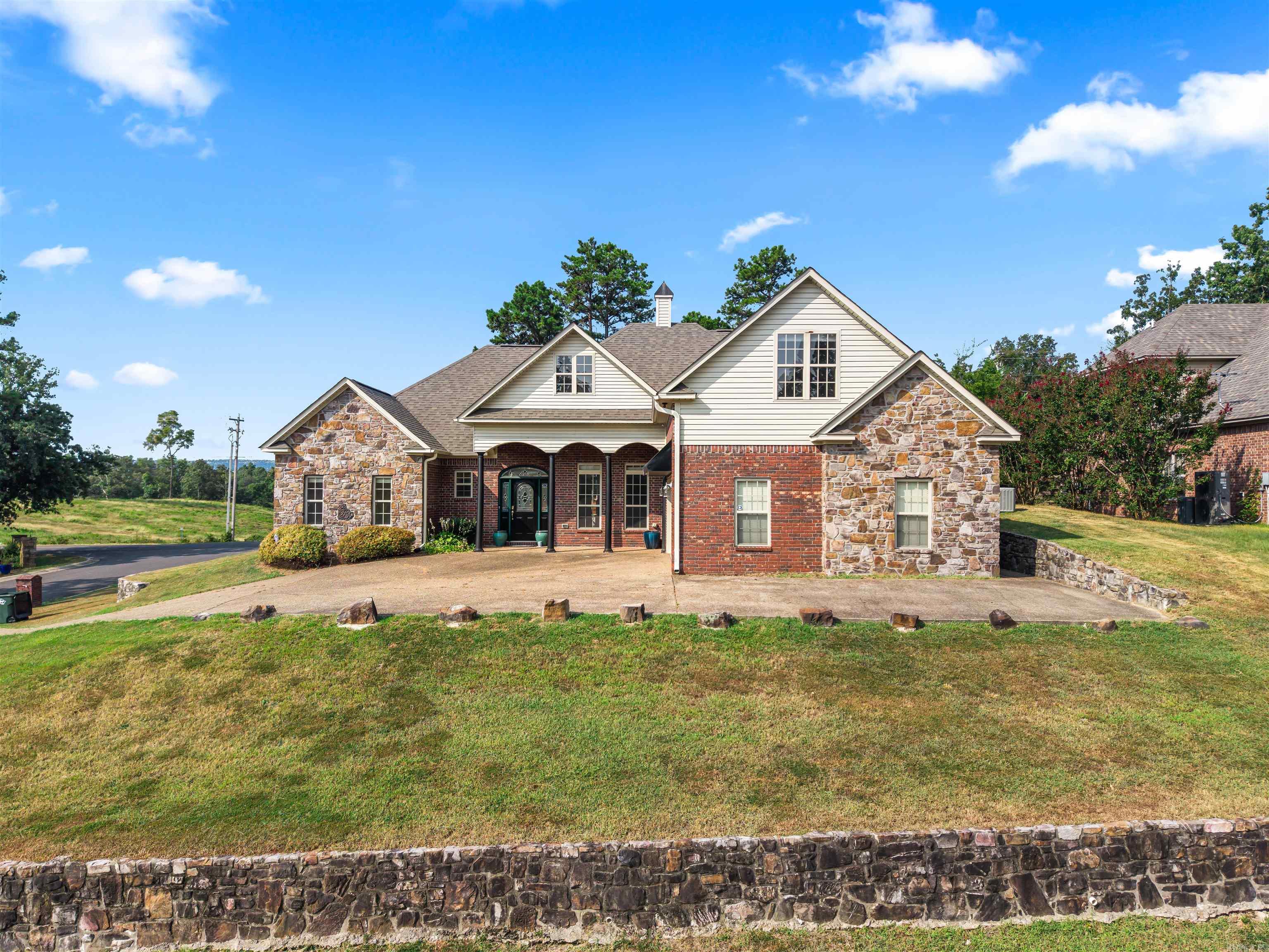 170 Wildwood Forest Road Property Photo 4