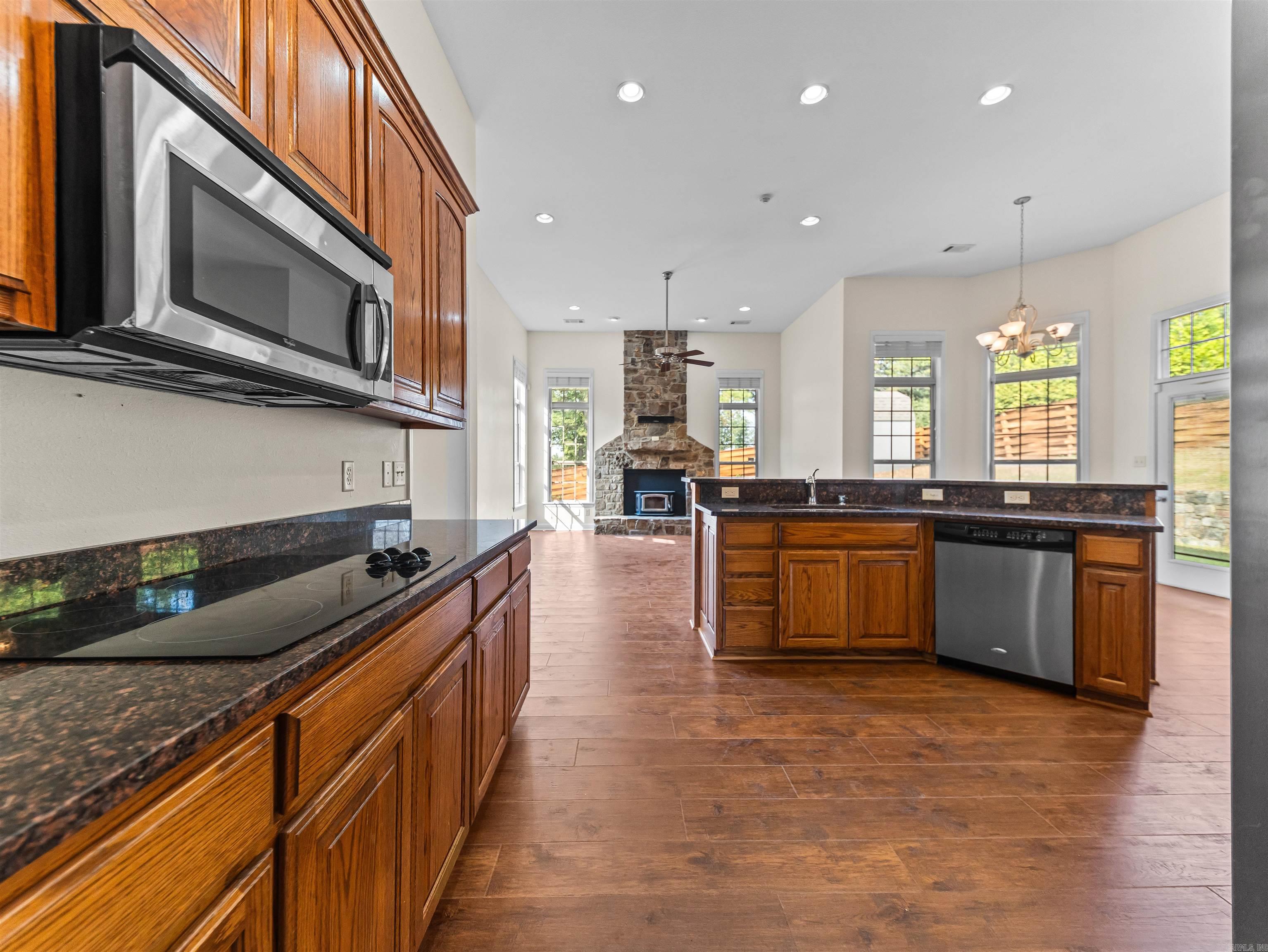 170 Wildwood Forest Road Property Photo 14
